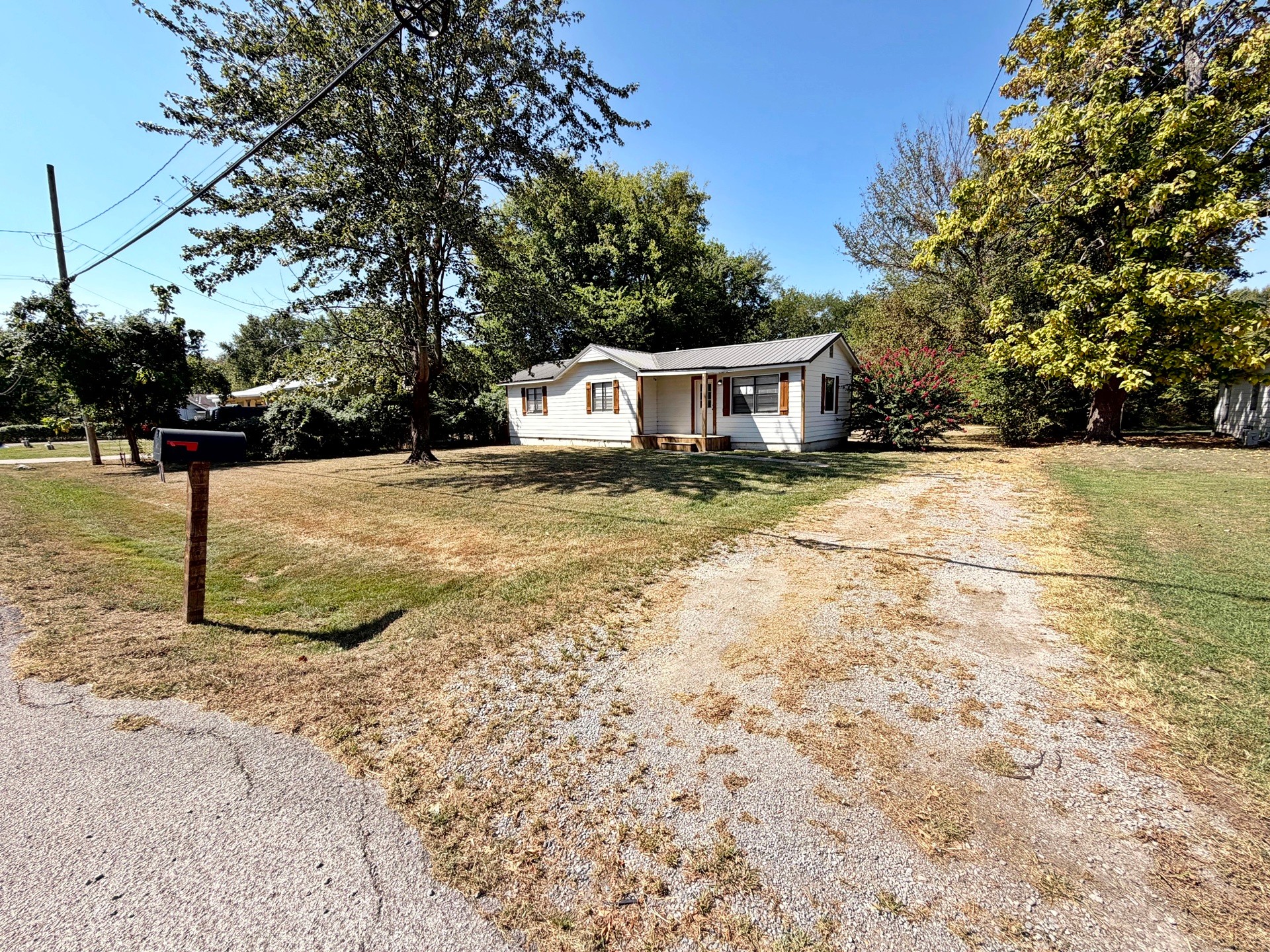 610 S State Street Wagoner OK 74467