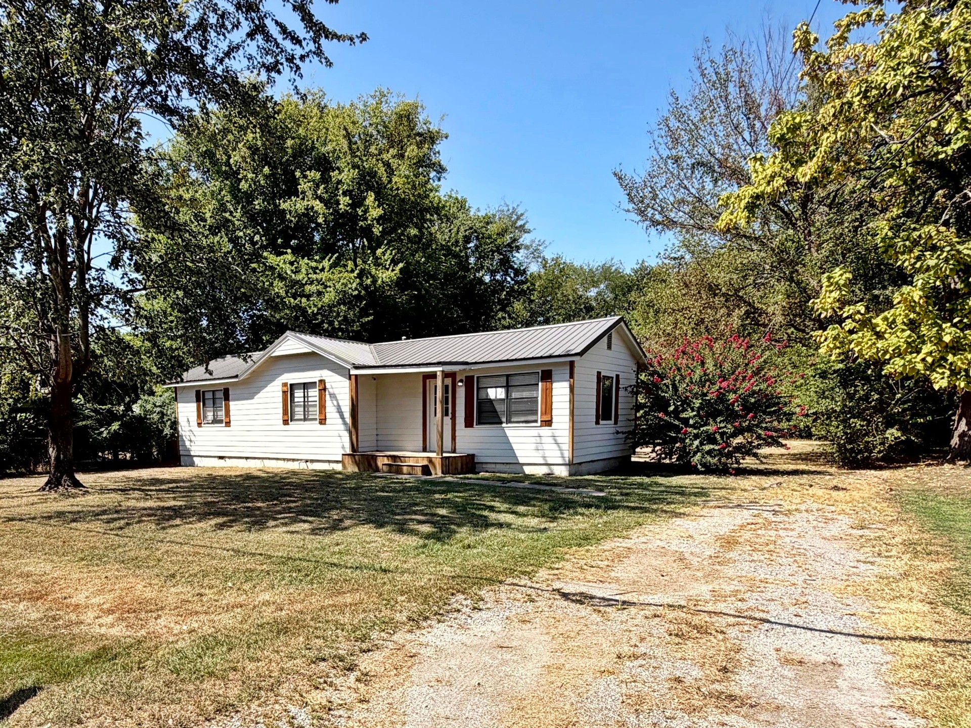 610 S State Street Wagoner OK 74467