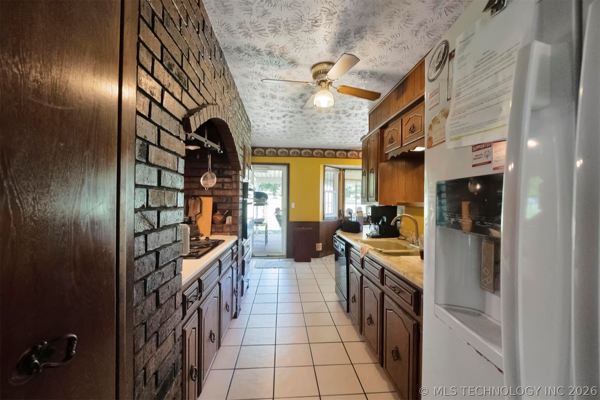 212 N Will Rogers Loop W Oologah OK 74053