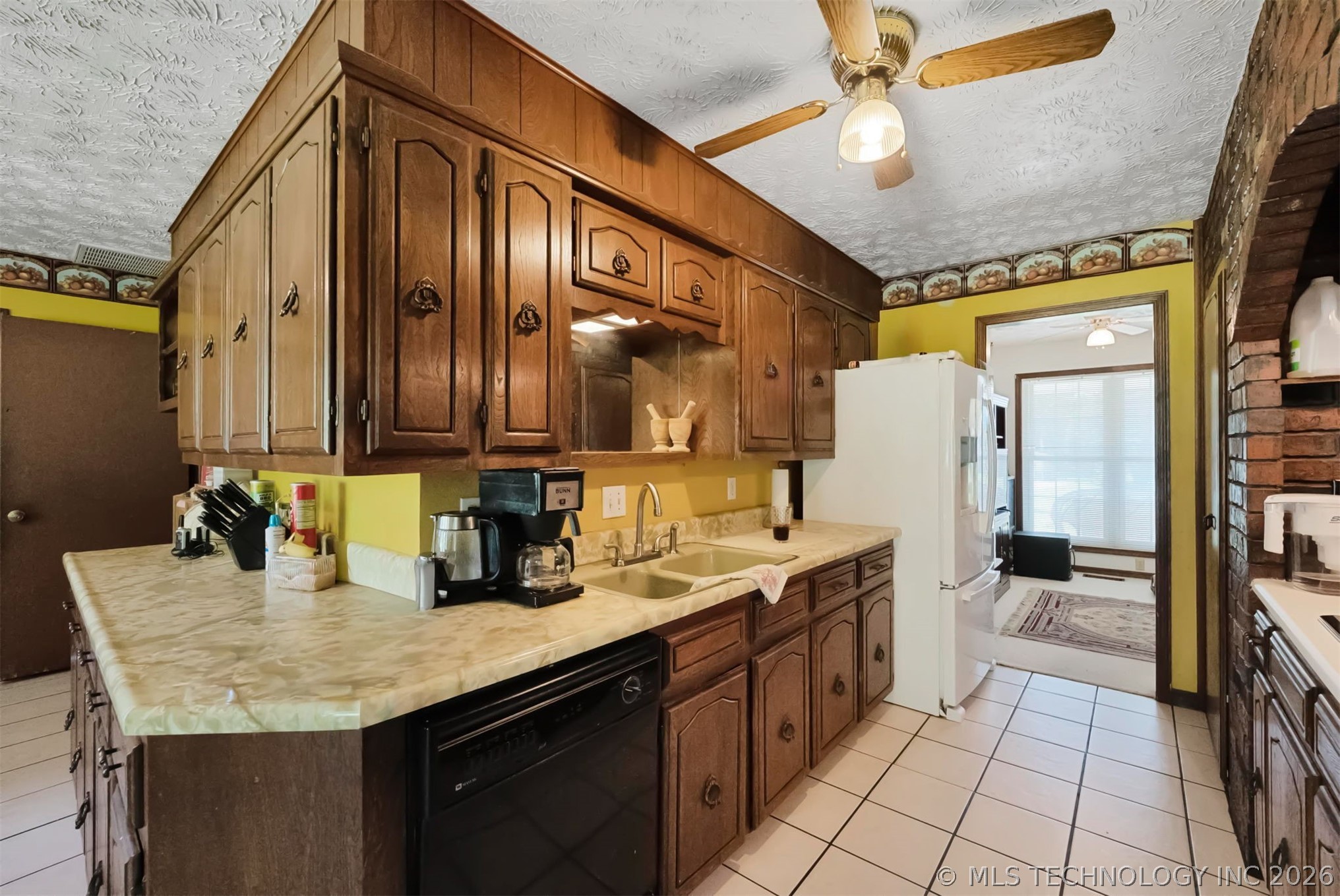 212 N Will Rogers Loop W Oologah OK 74053