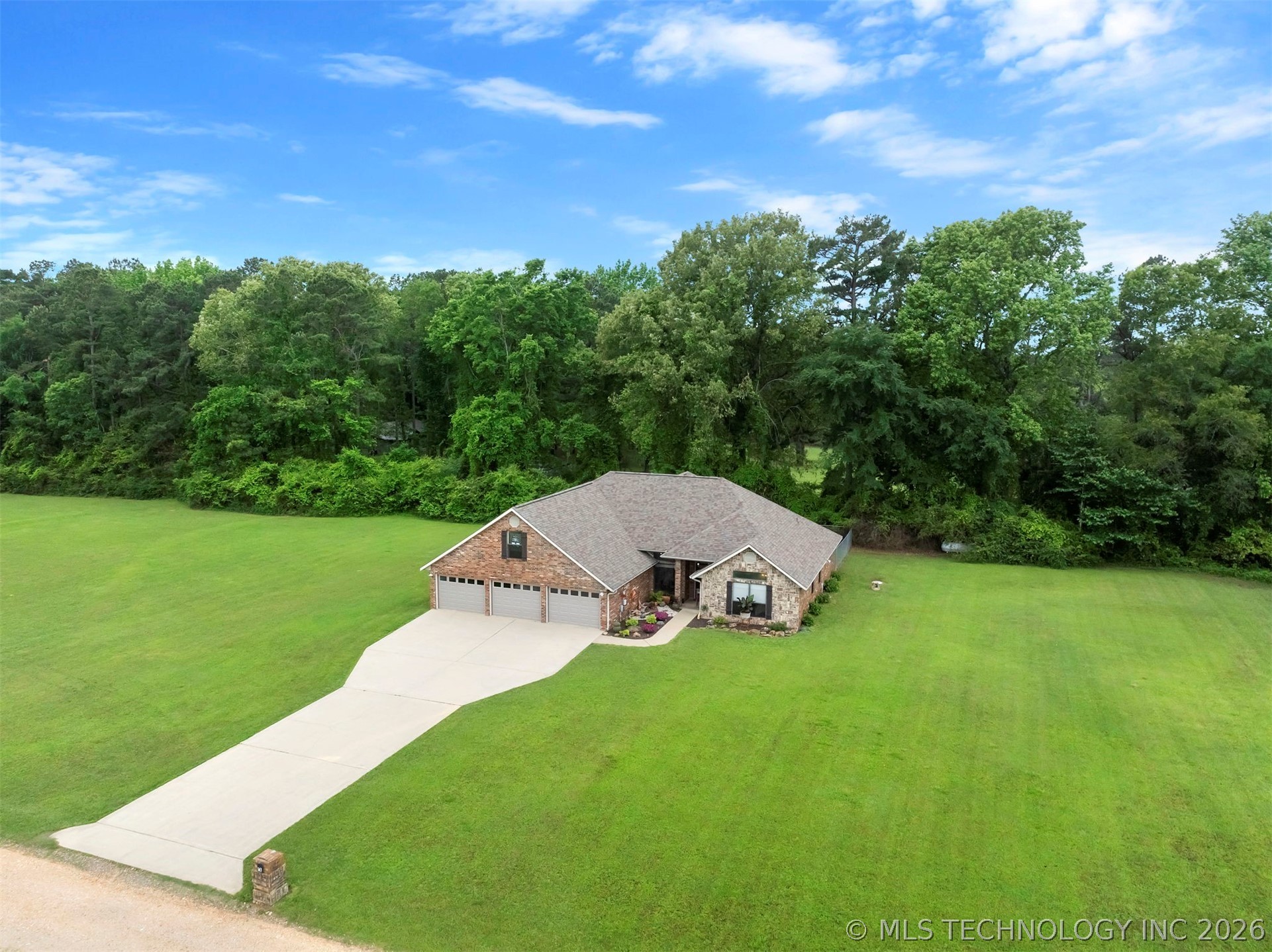 143 Sycamore View Lane Broken Bow OK 74728