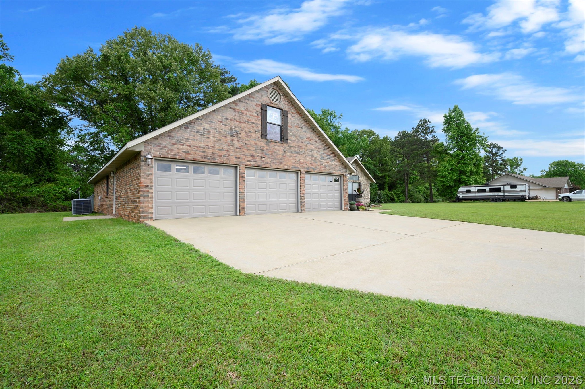 143 Sycamore View Lane Broken Bow OK 74728