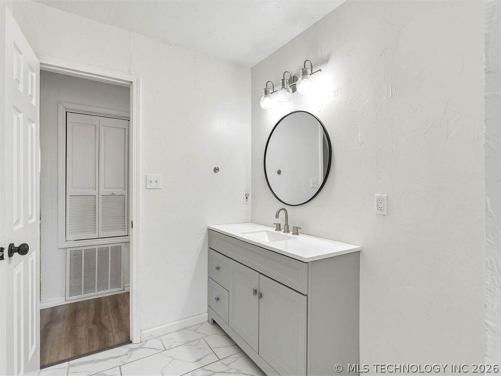 1331 Mockingbird Ada OK 74820