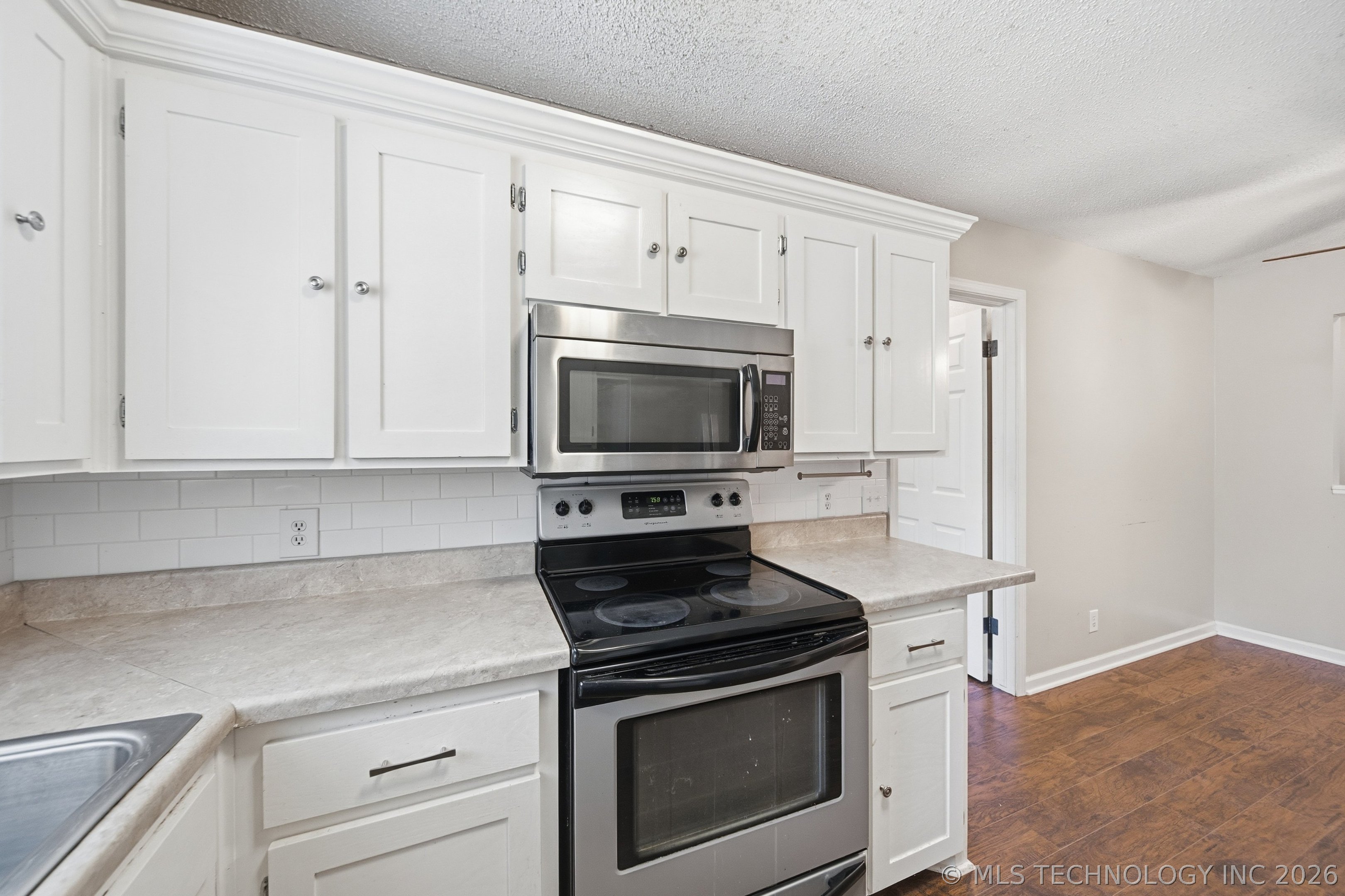 18136 S 4150 Road Claremore OK 74017