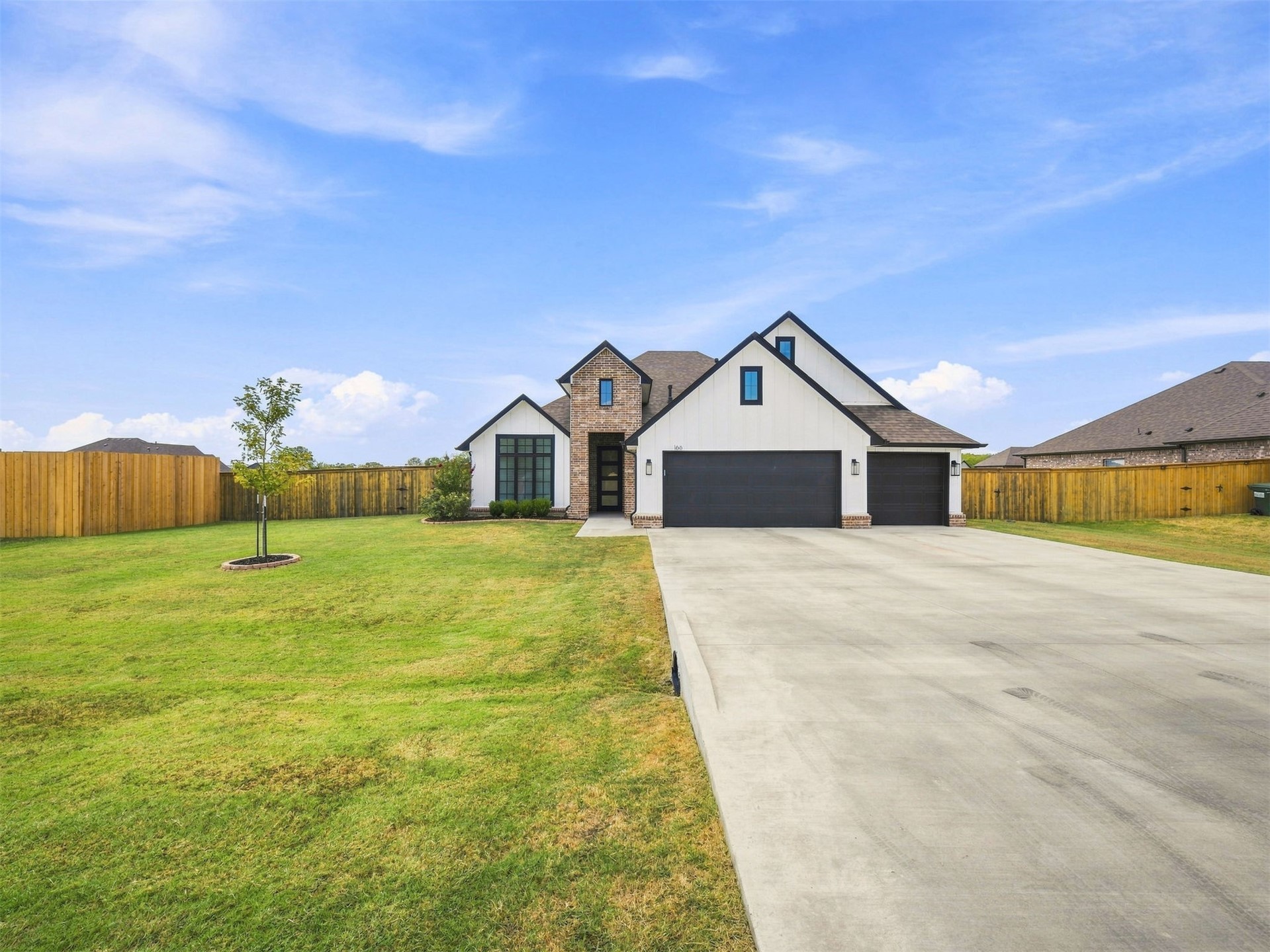 166 N Phillips Street Skiatook OK 74070