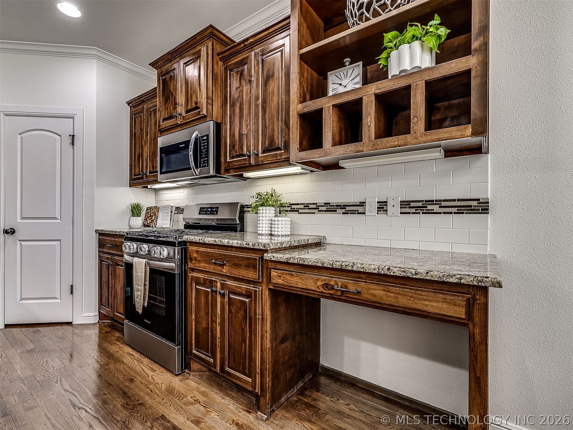 1937 Lester Avenue Bartlesville OK 74006