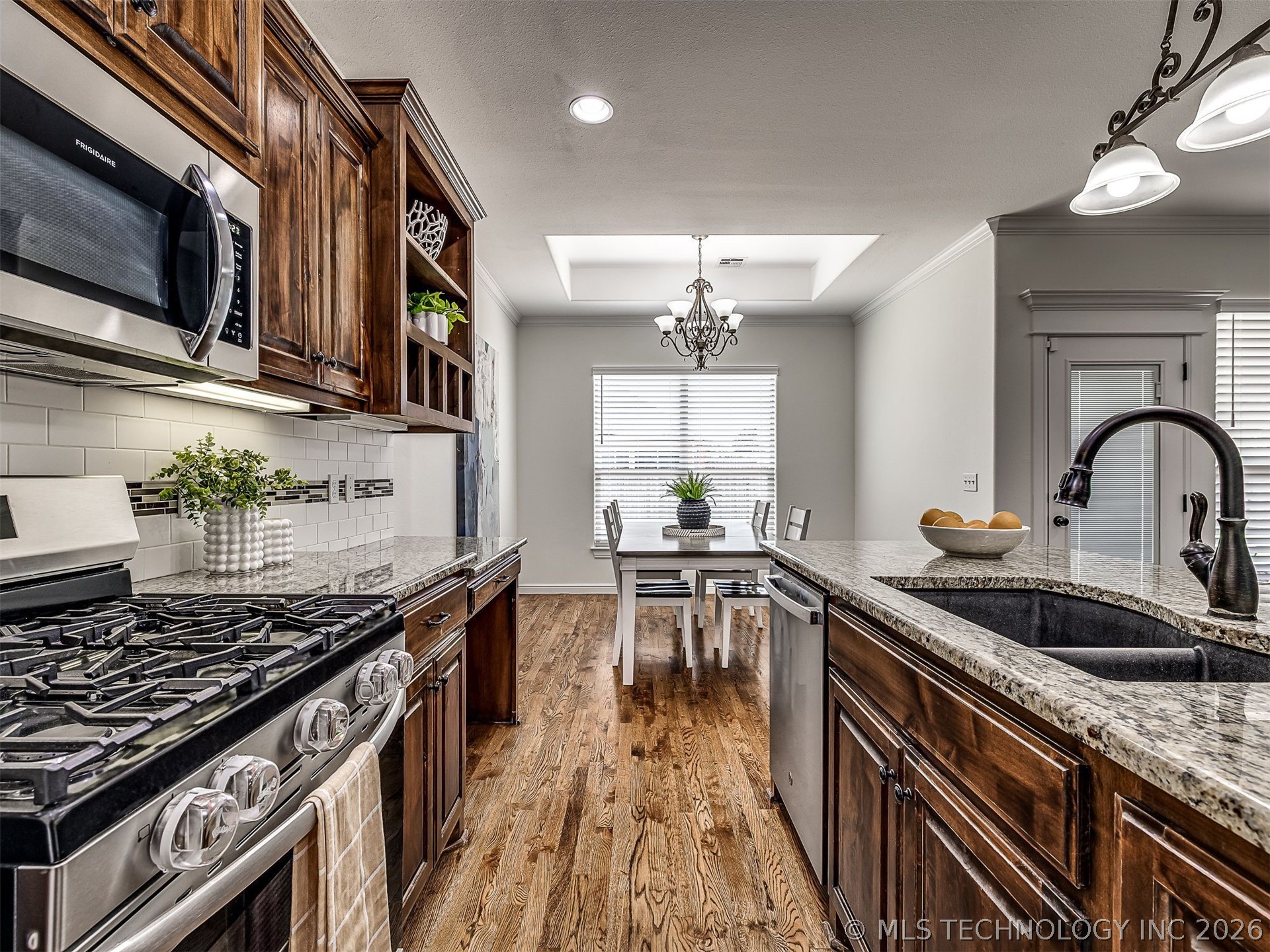 1937 Lester Avenue Bartlesville OK 74006