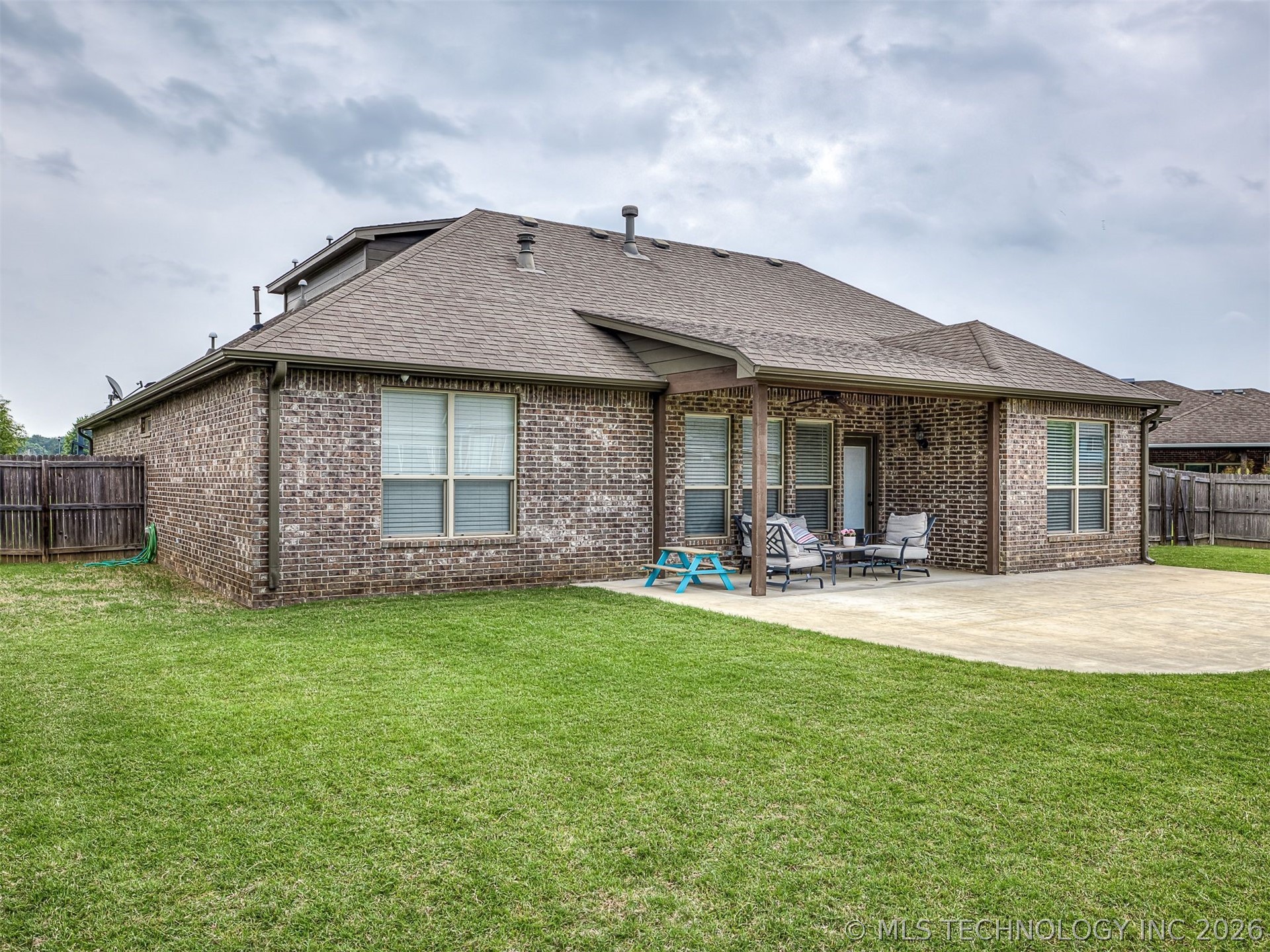 1937 Lester Avenue Bartlesville OK 74006