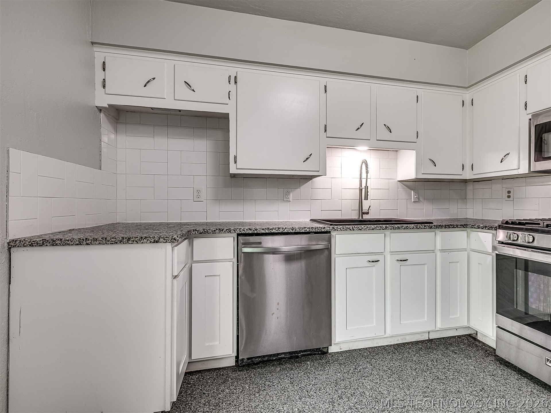 113 W 31st Place Sand Springs OK 74063