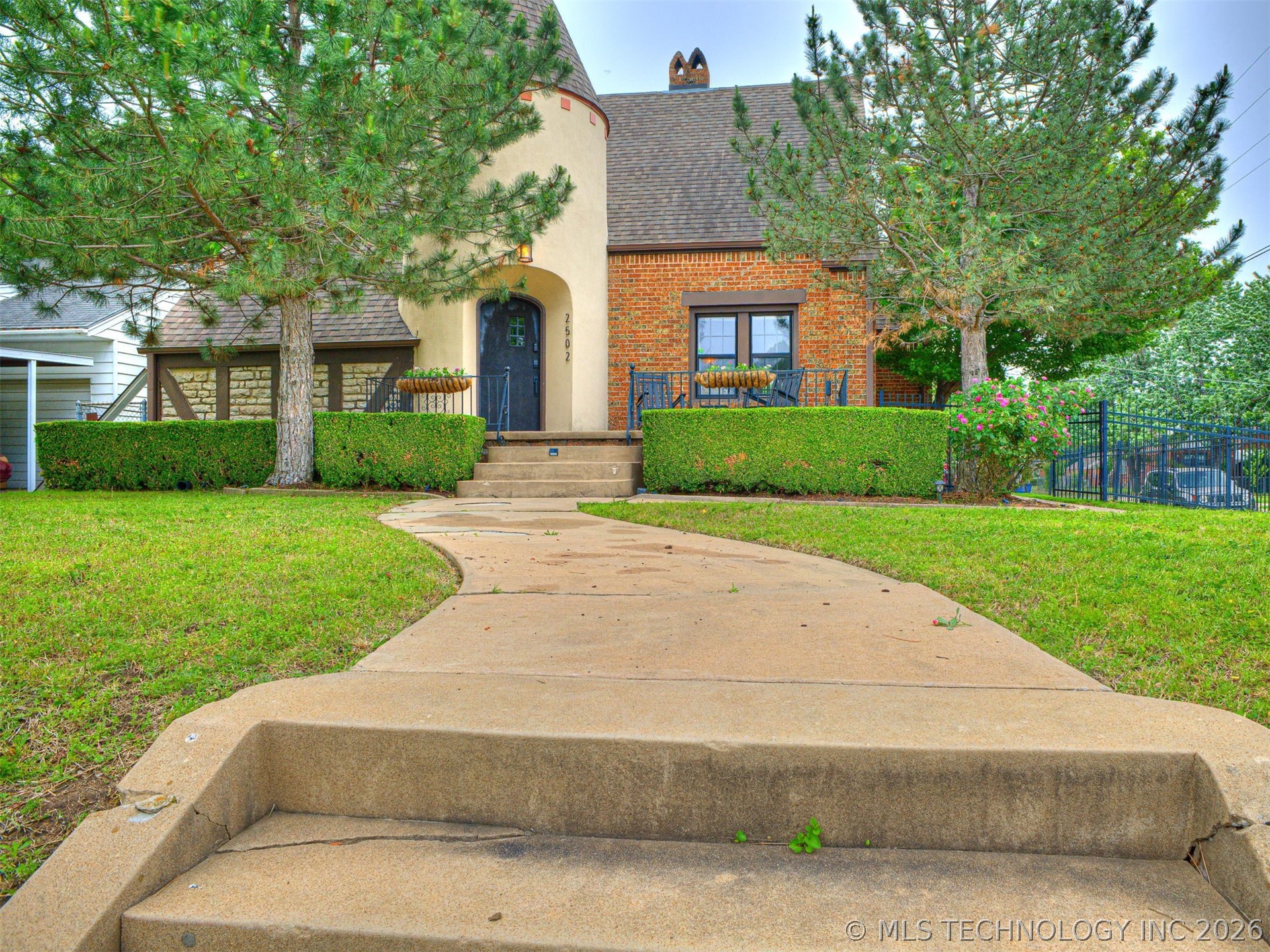 2502 E 2nd Street Tulsa OK 74104