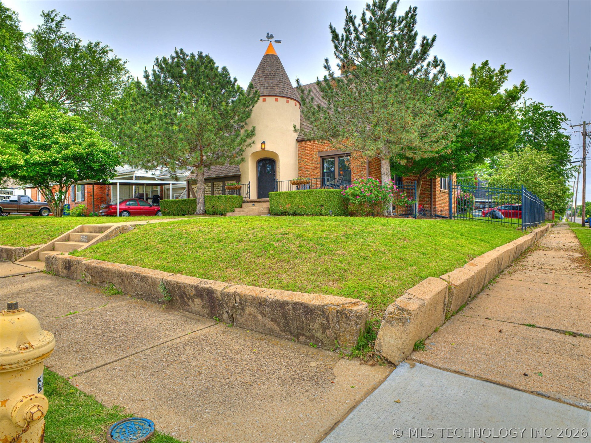 2502 E 2nd Street Tulsa OK 74104