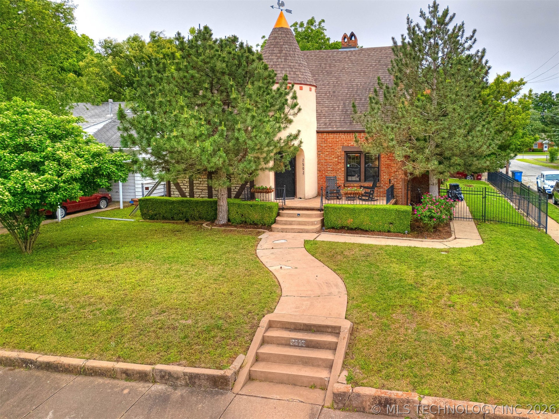 2502 E 2nd Street Tulsa OK 74104