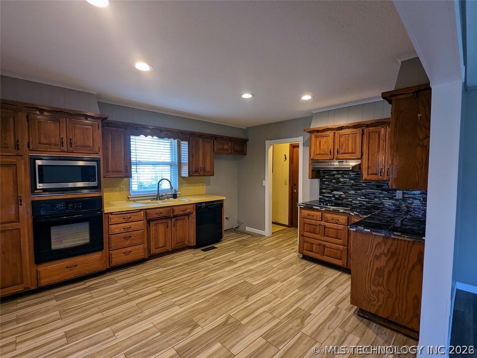 14626 E 76th Street N Owasso OK 74055