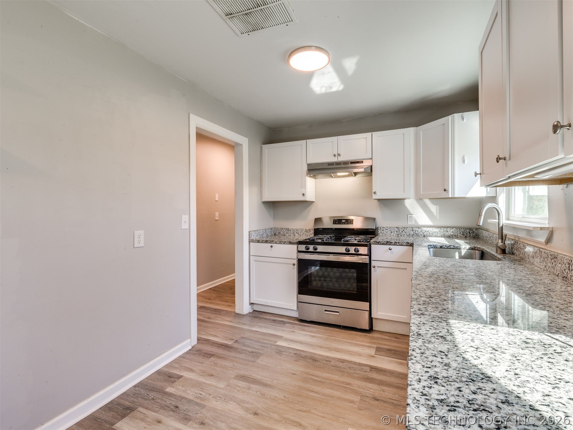 250 E 51st Place Tulsa OK 74126