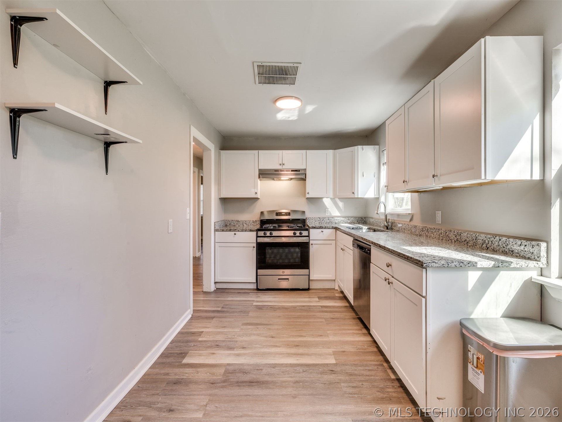 250 E 51st Place Tulsa OK 74126