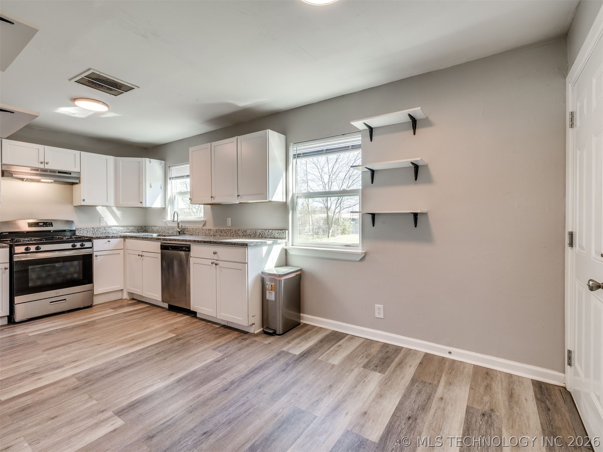 250 E 51st Place Tulsa OK 74126