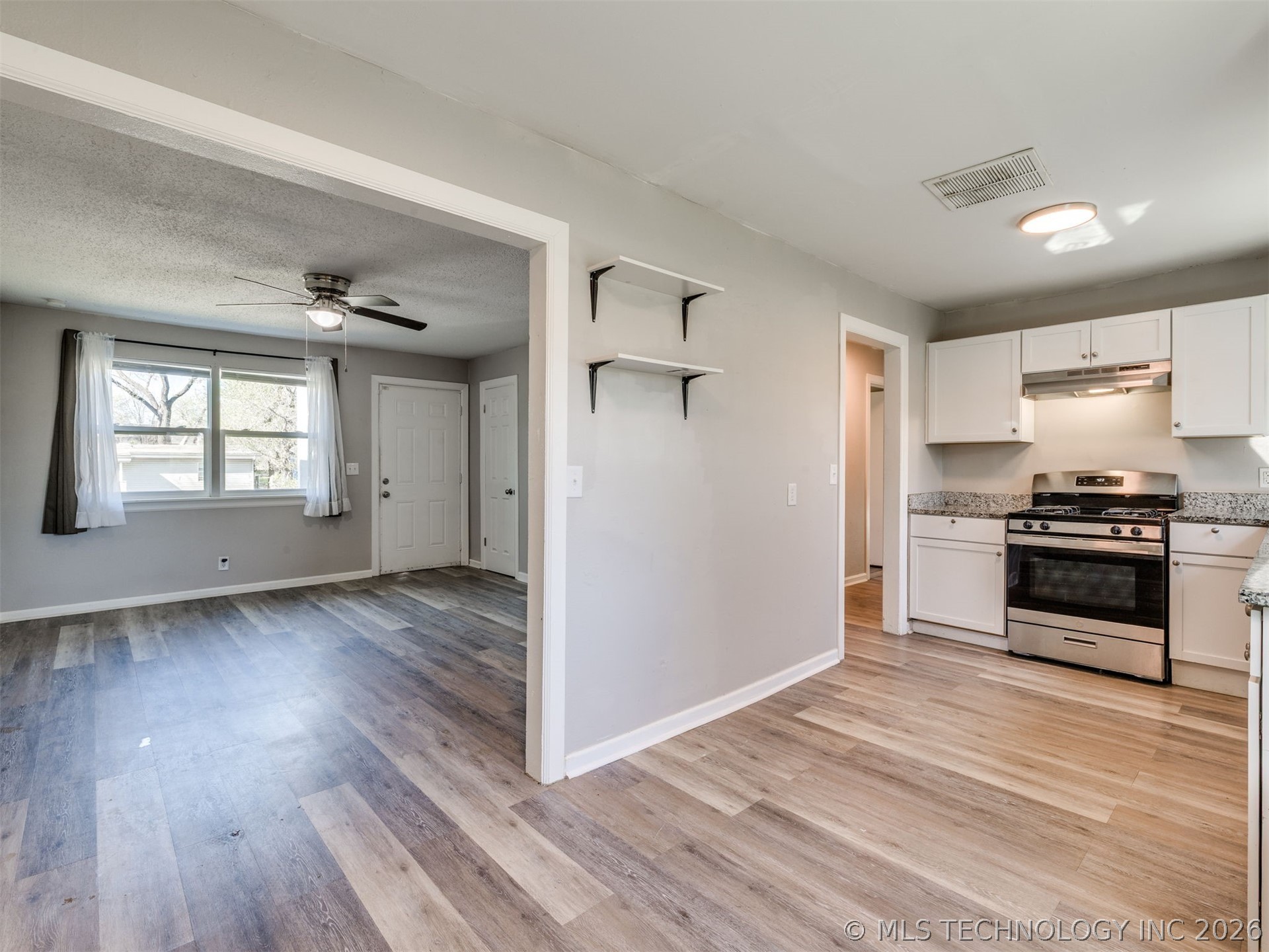 250 E 51st Place Tulsa OK 74126