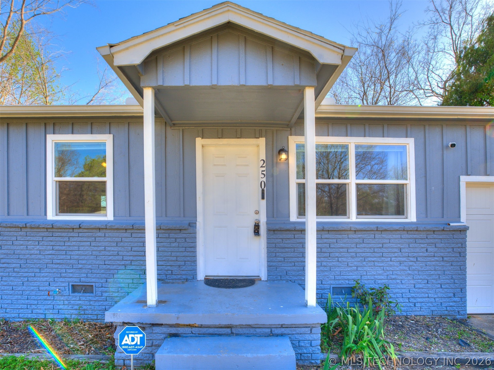 250 E 51st Place Tulsa OK 74126