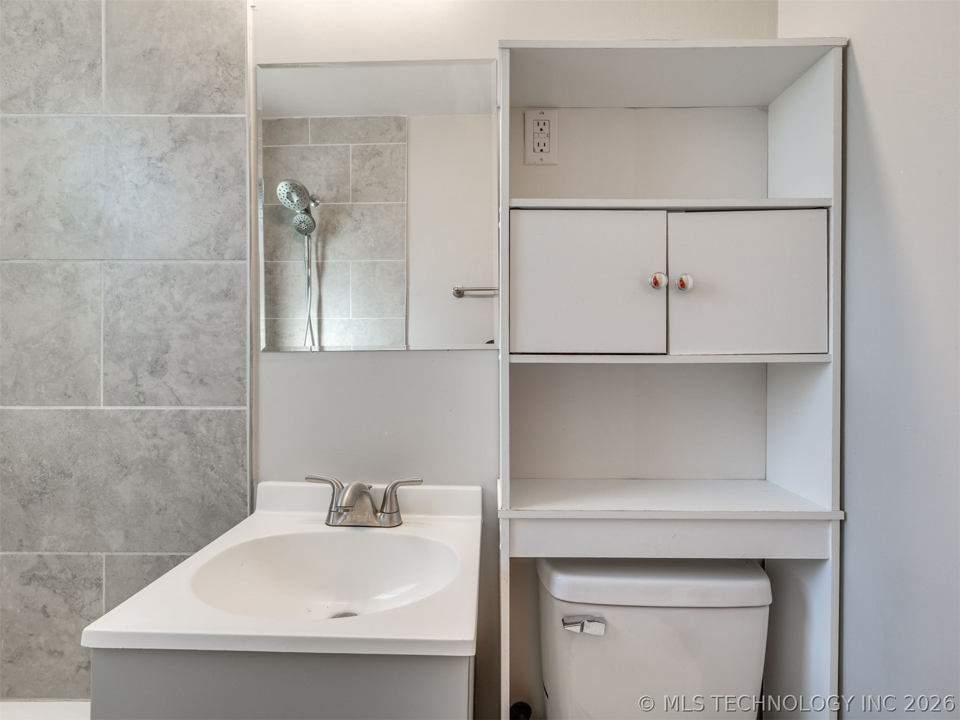 250 E 51st Place Tulsa OK 74126