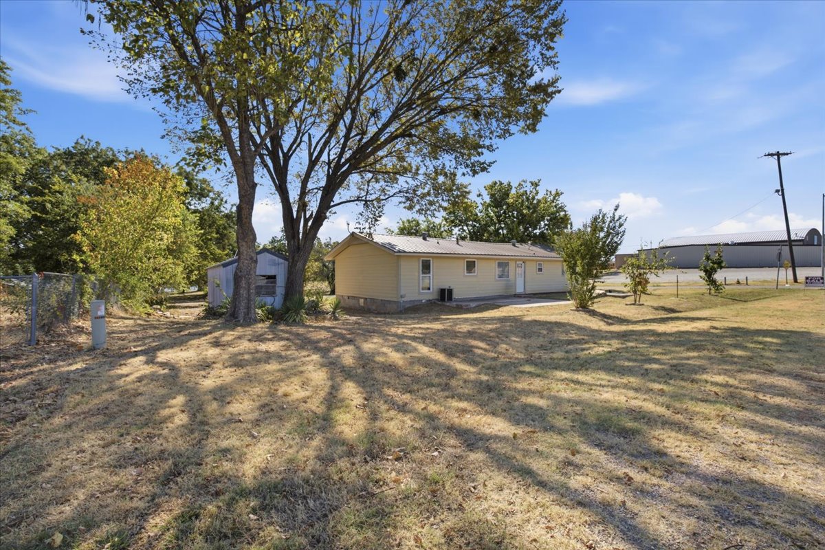 101 N Division Street Asher OK 74826