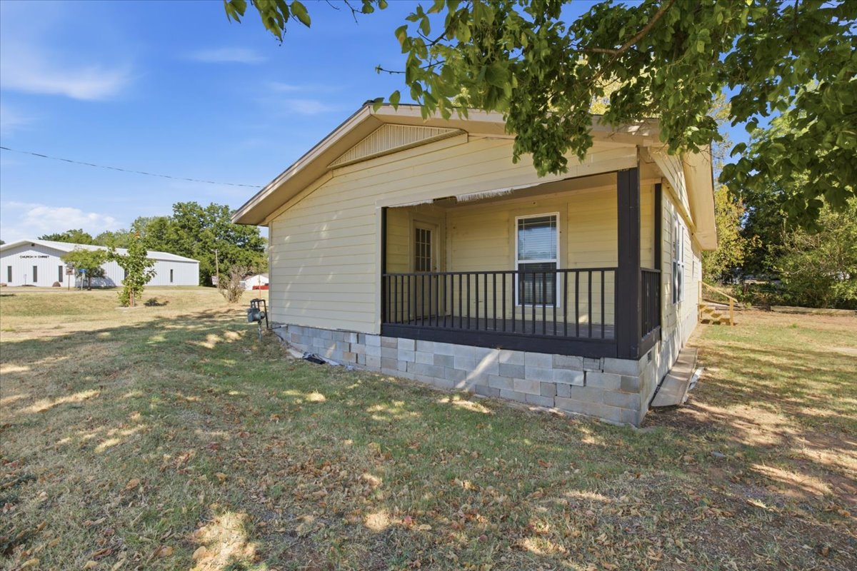 101 N Division Street Asher OK 74826