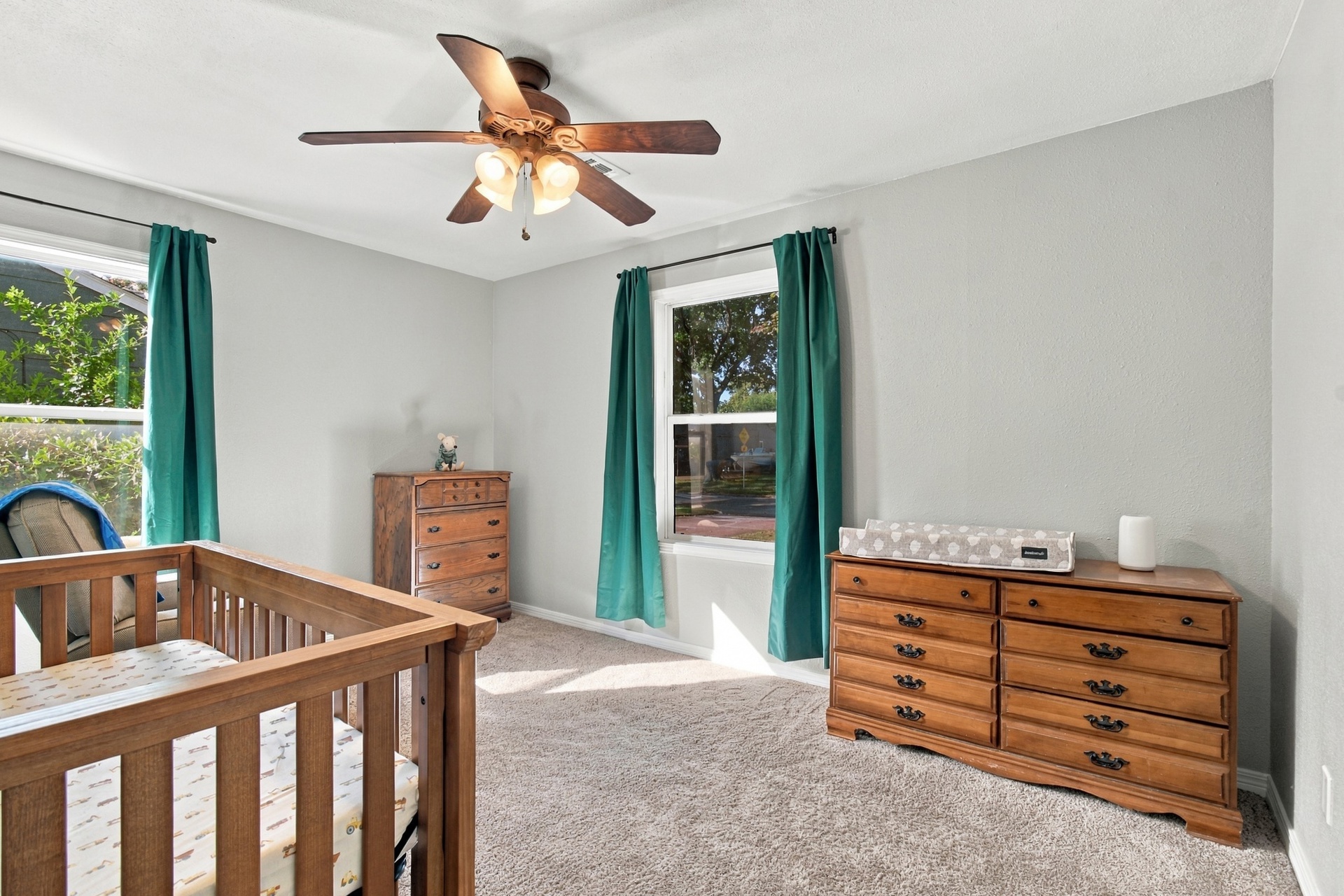 4661 S Rockford Avenue Tulsa OK 74105