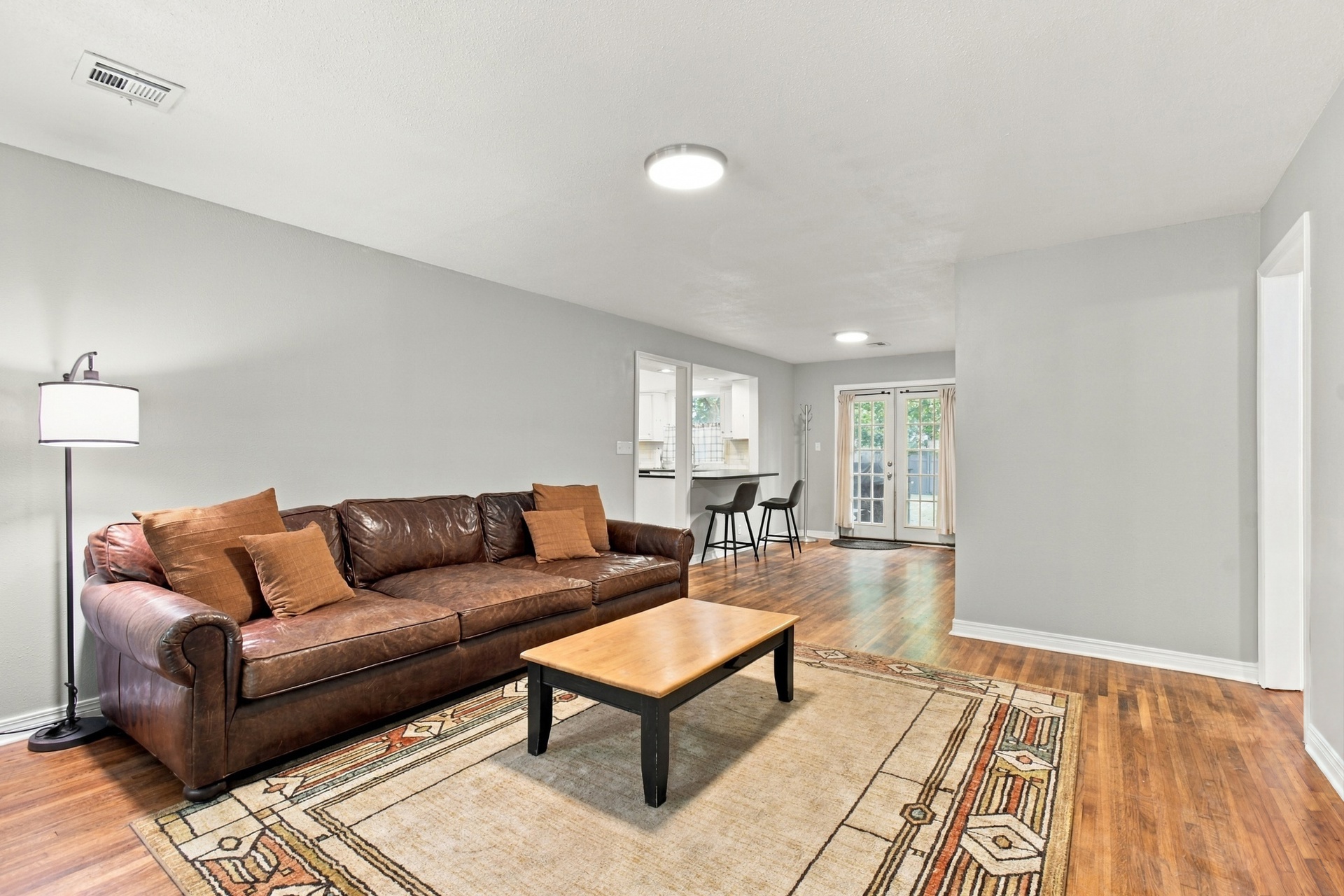 4661 S Rockford Avenue Tulsa OK 74105