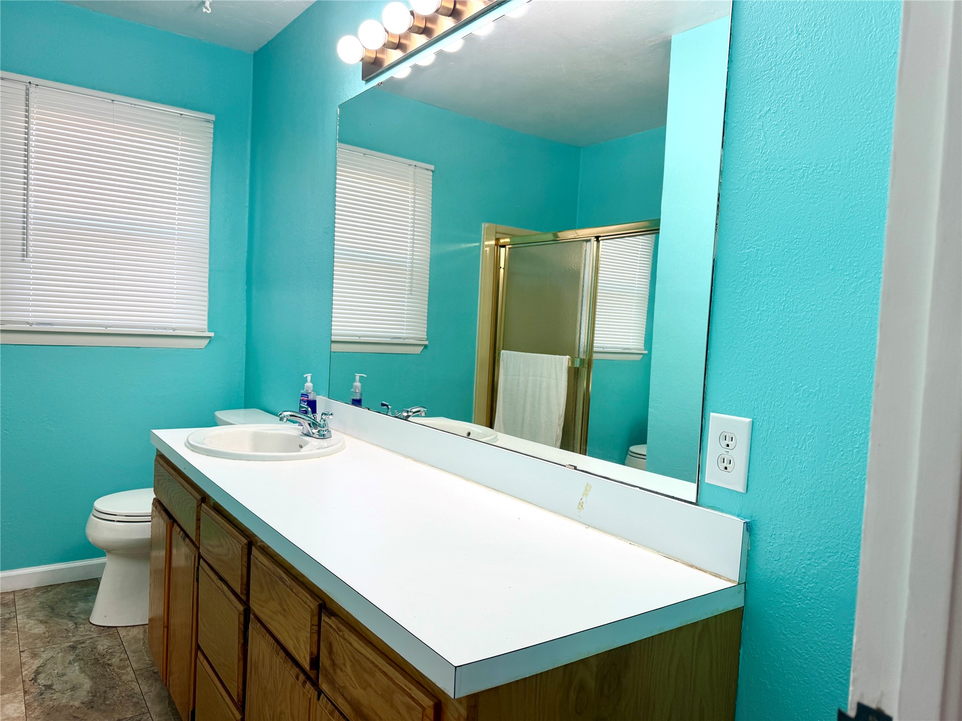 17 E Norma Avenue Sulphur OK 73086