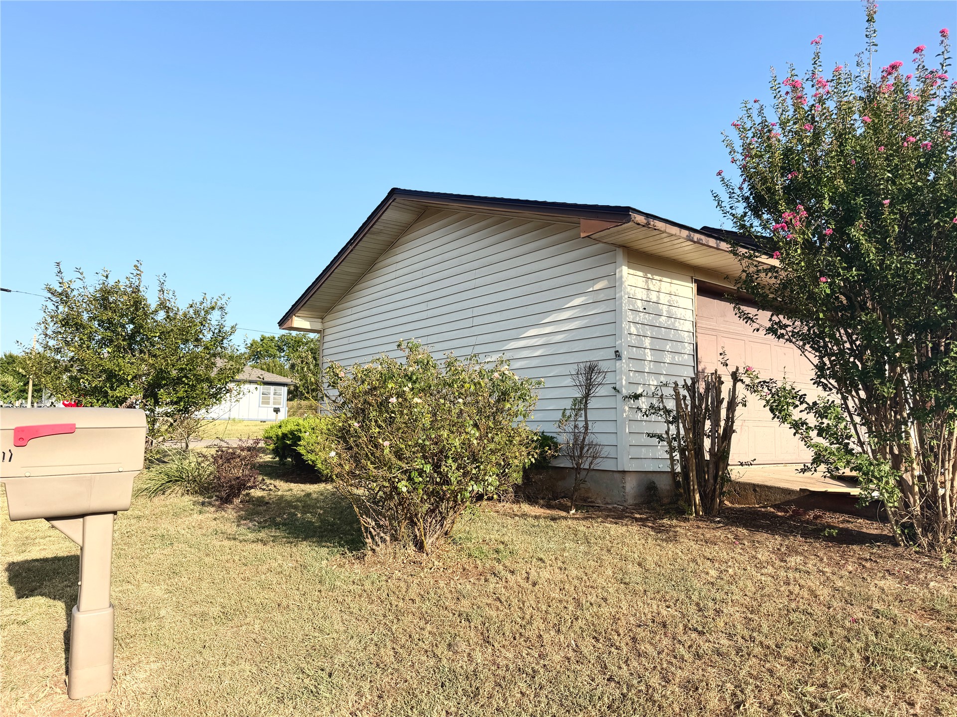 17 E Norma Avenue Sulphur OK 73086