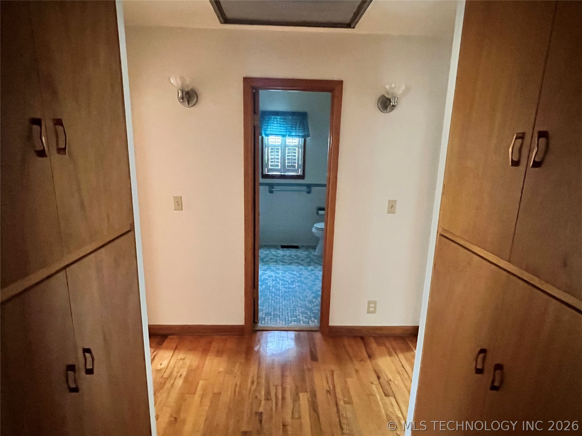 112 N Osage Street Grove OK 74344