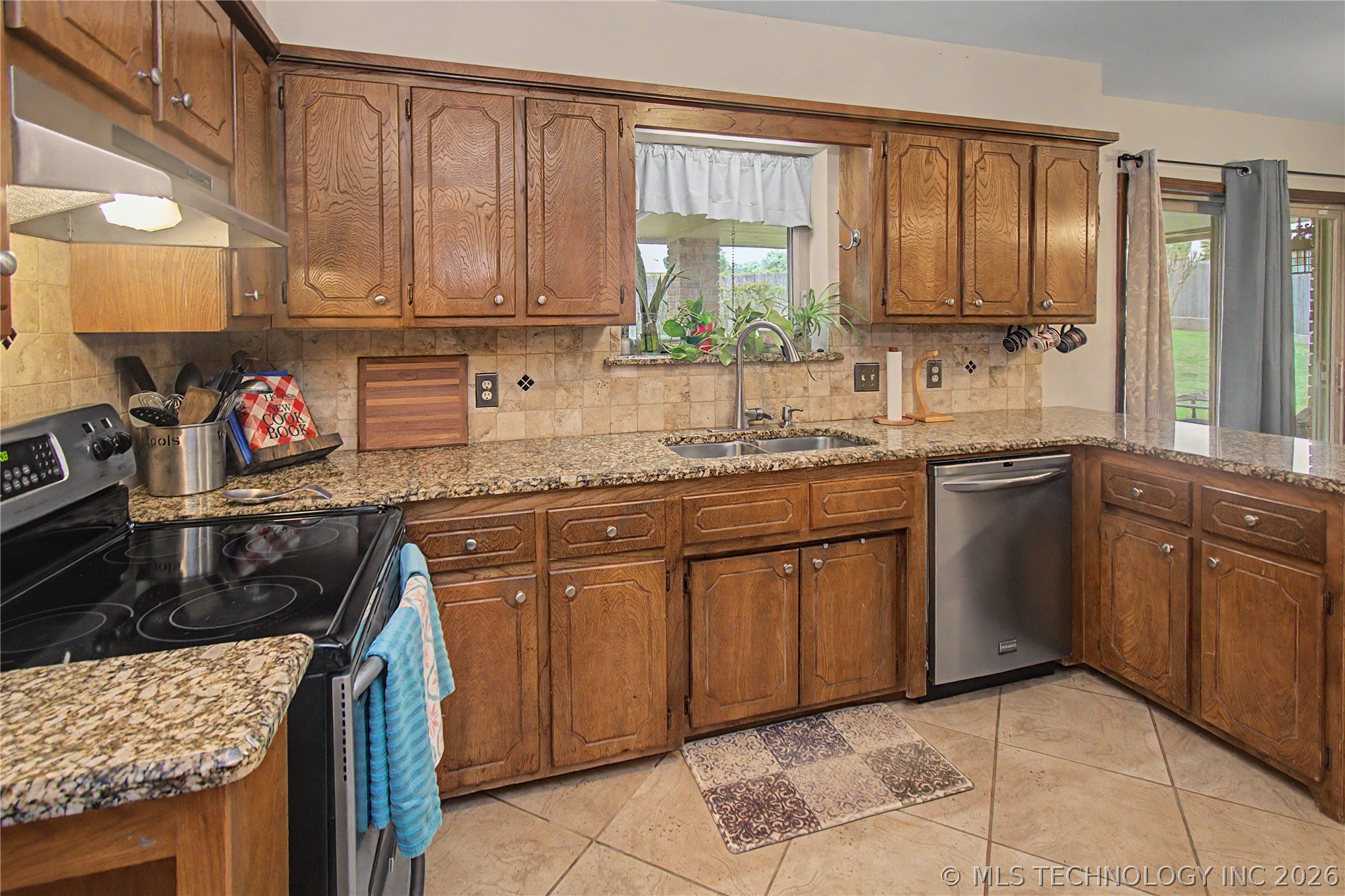 3008 Shelby Circle Muskogee OK 74403