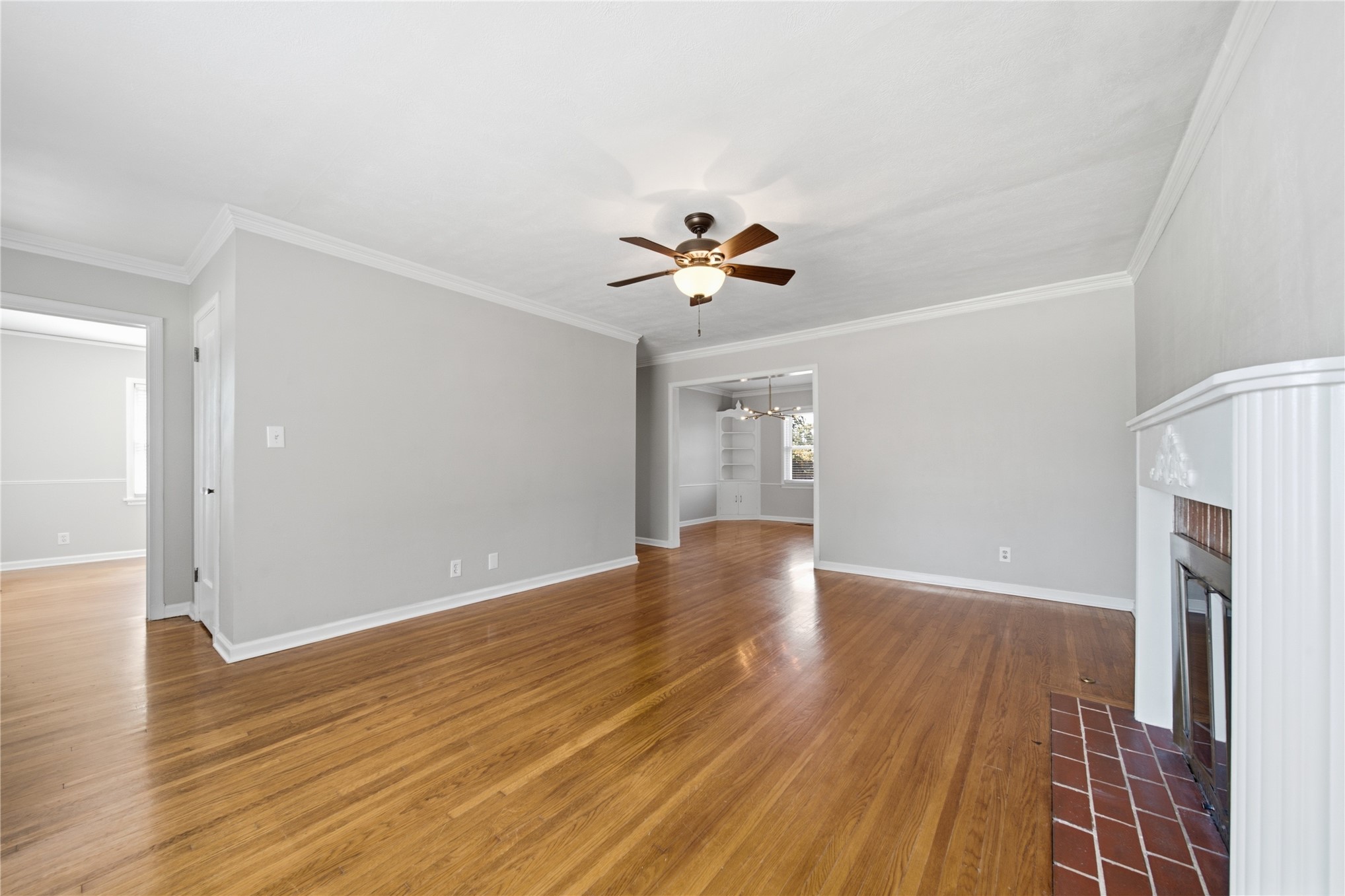 1722 S Columbia Place Tulsa OK 74104