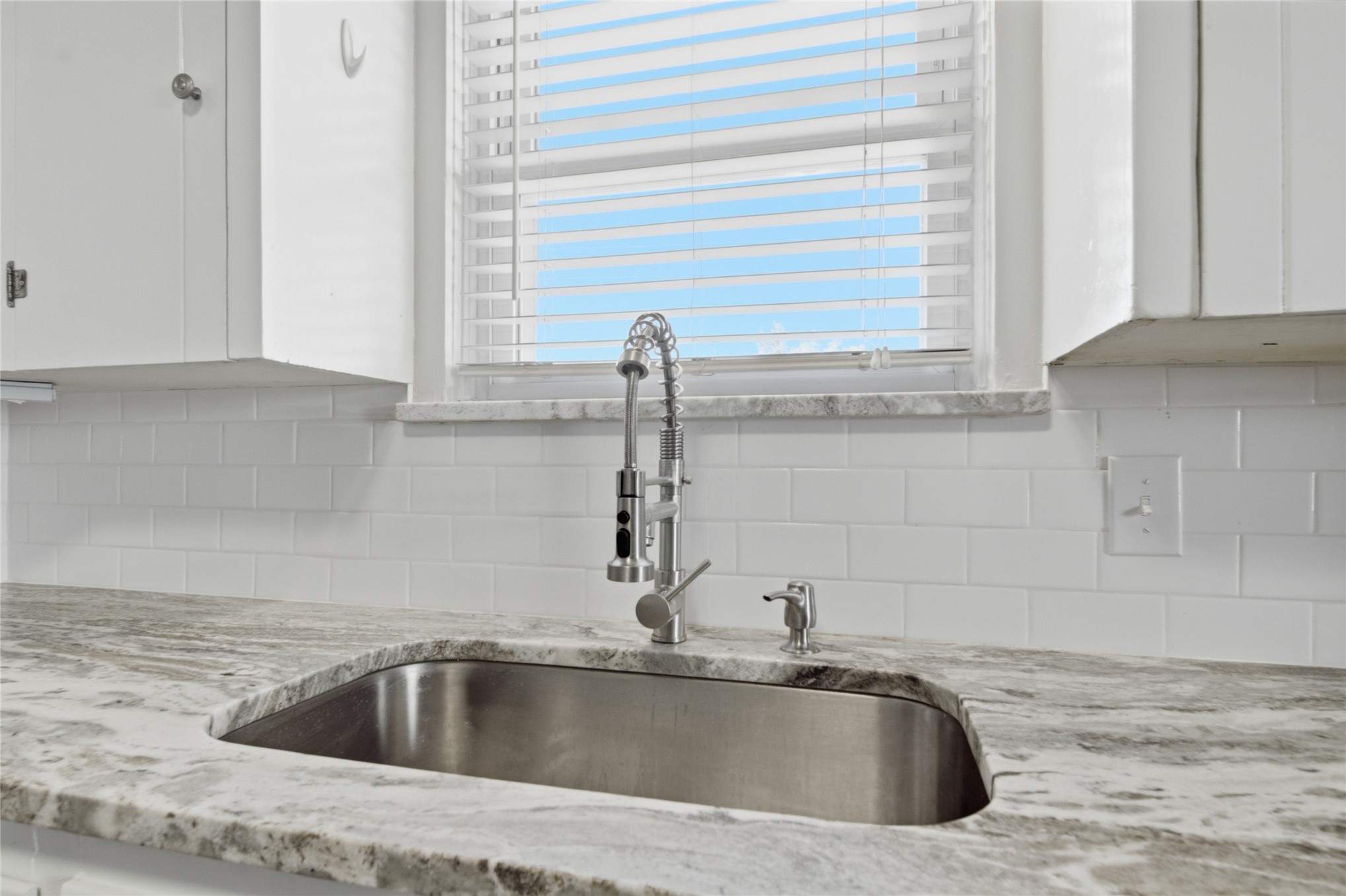 1722 S Columbia Place Tulsa OK 74104