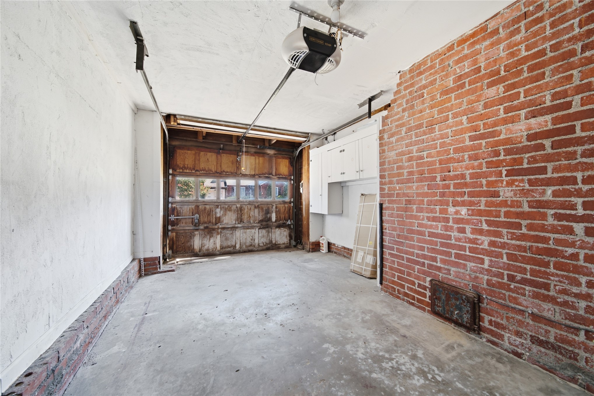 1722 S Columbia Place Tulsa OK 74104
