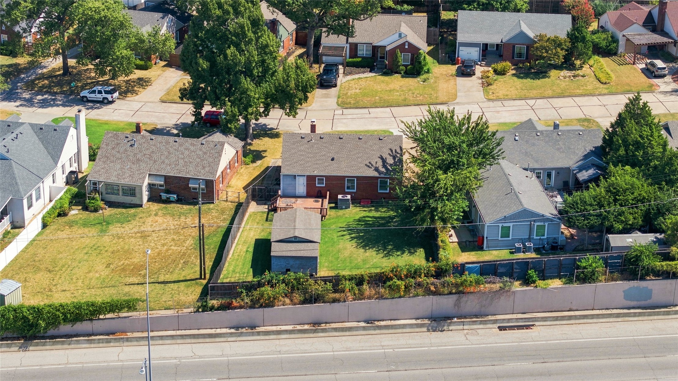 1722 S Columbia Place Tulsa OK 74104