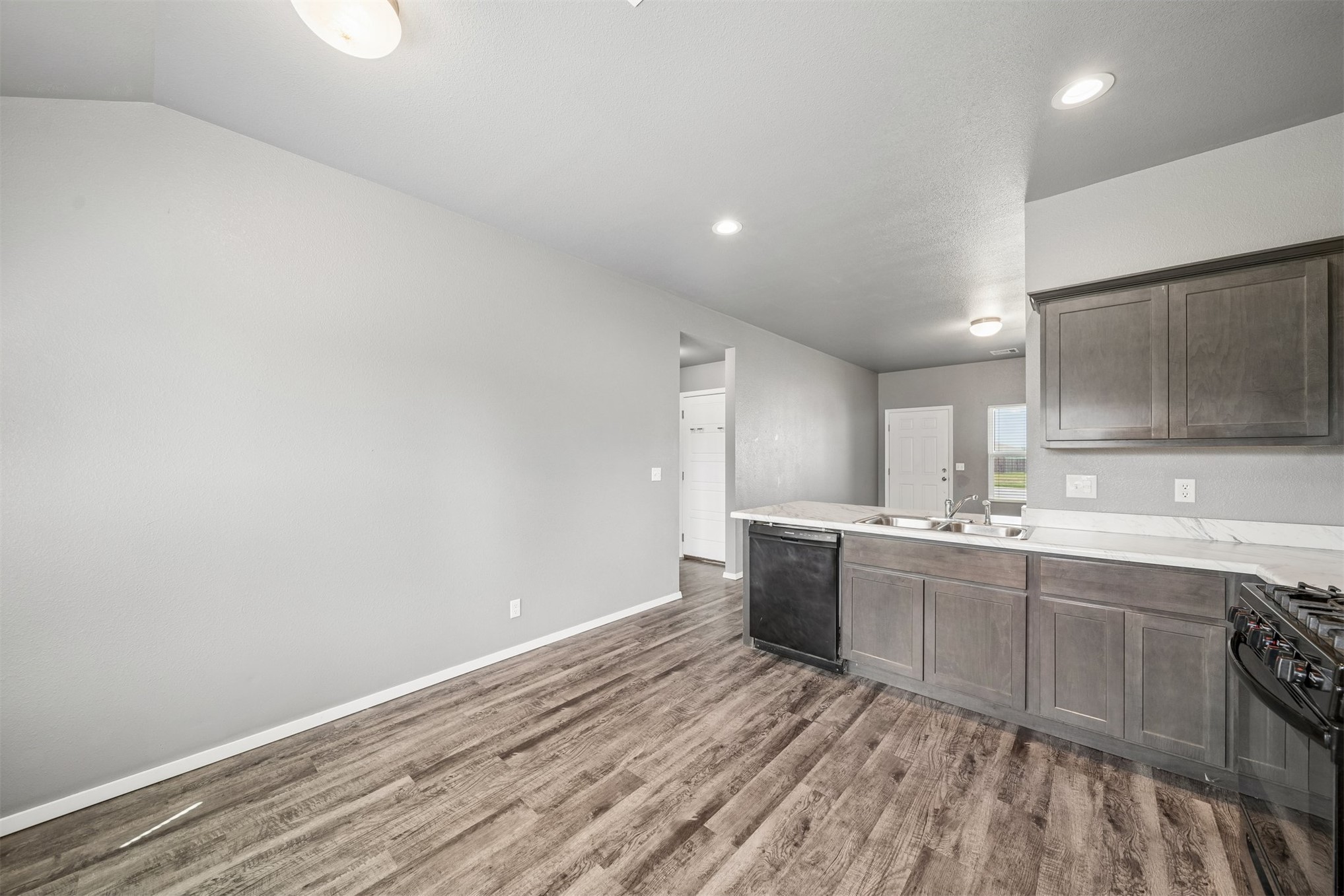 14314 N 73 Eastavenue Collinsville OK 74021