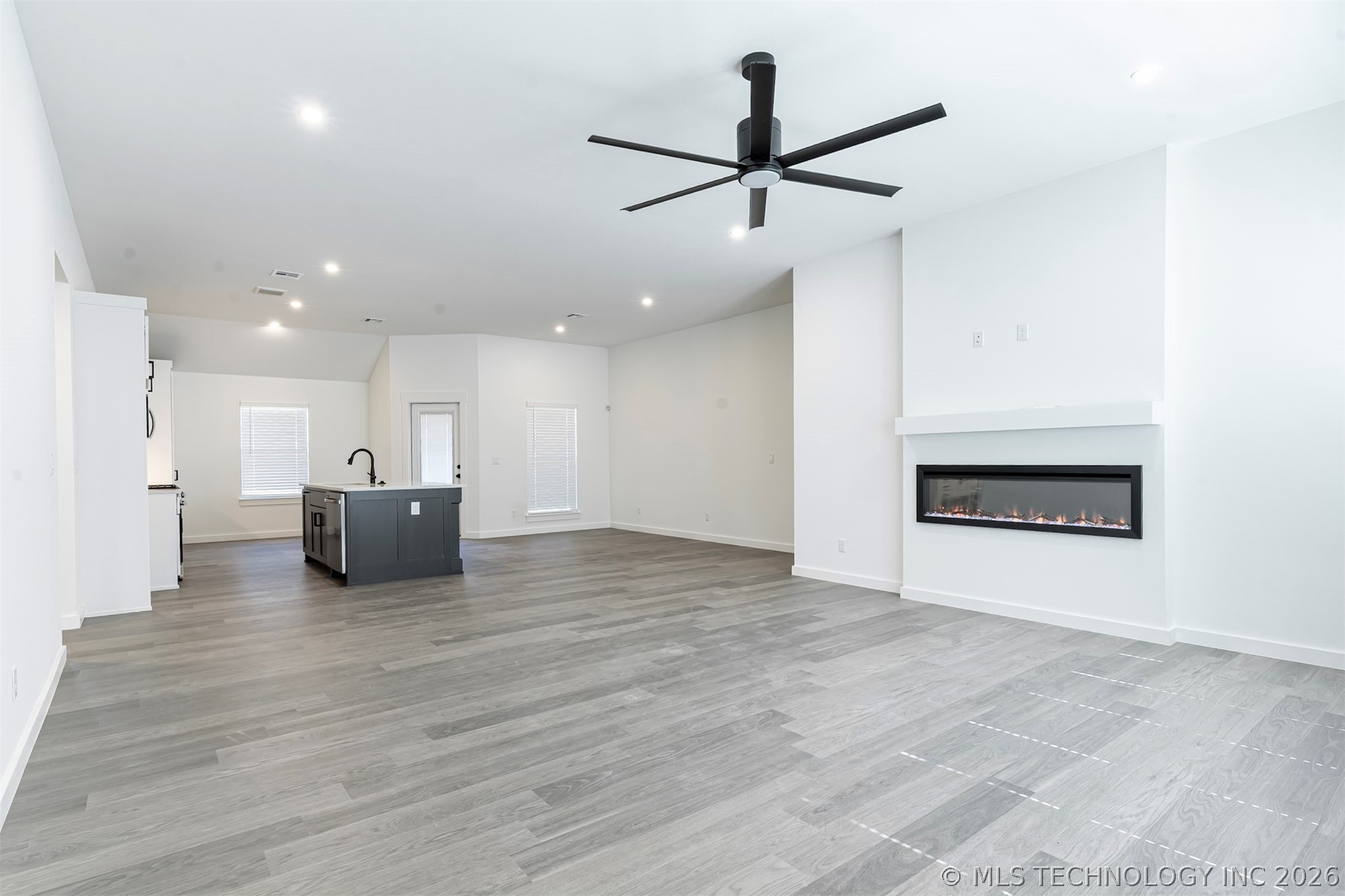 2608 W Main Street Collinsville OK 74021