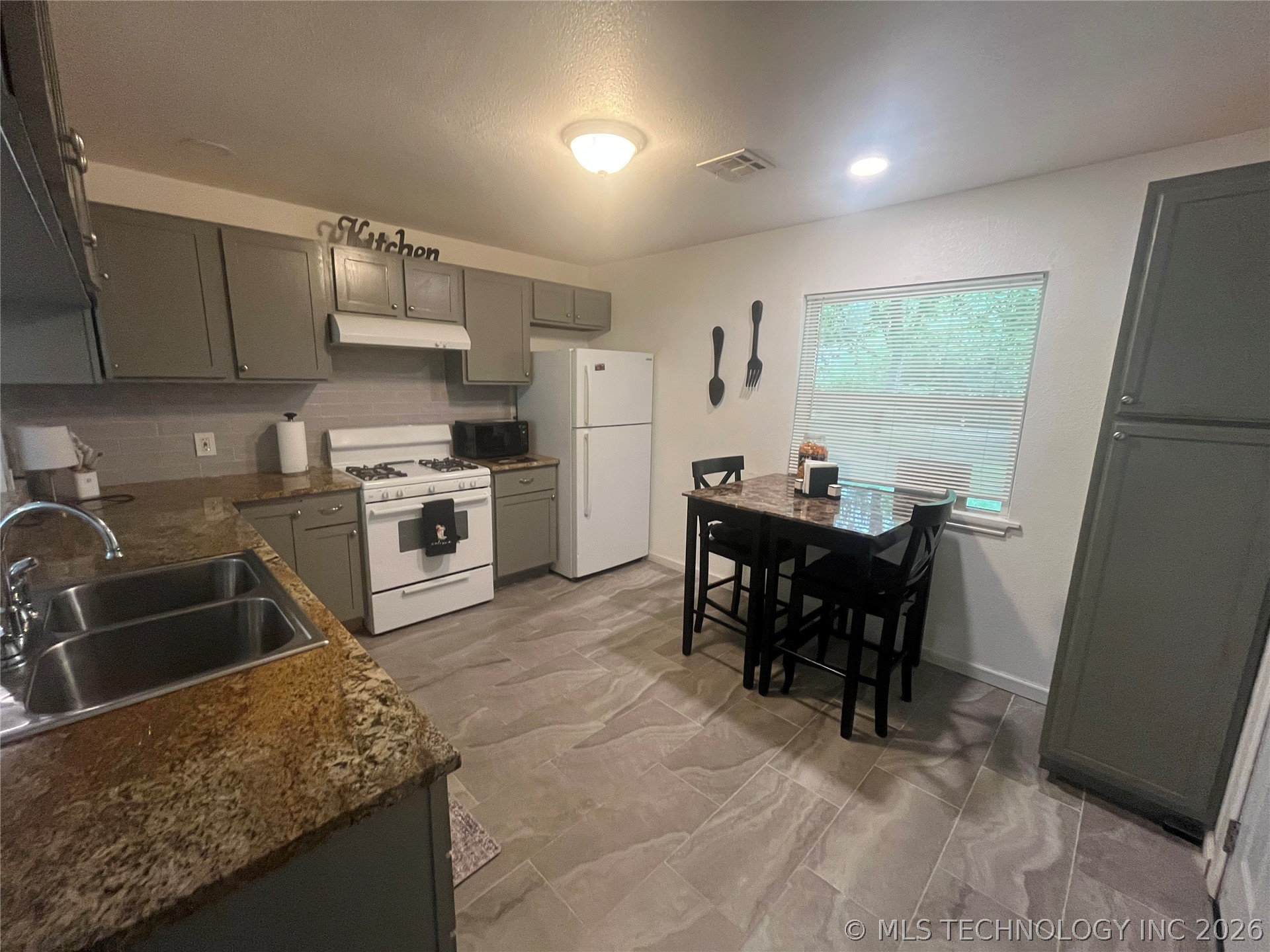 2014 N Delaware Place Tulsa OK 74110