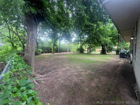 2014 N Delaware Place Tulsa OK 74110