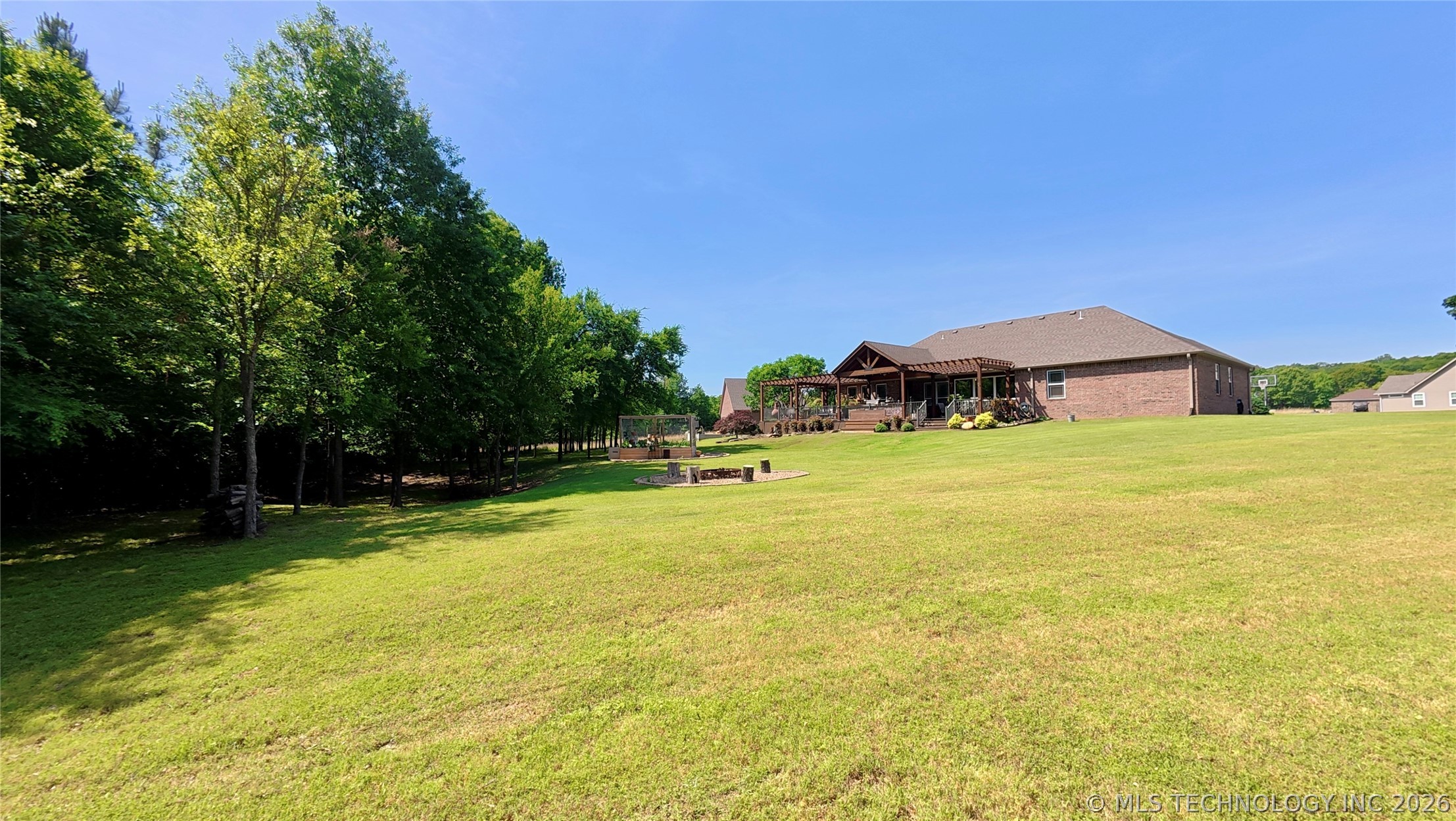 418970 E 1152 Road Checotah OK 74426