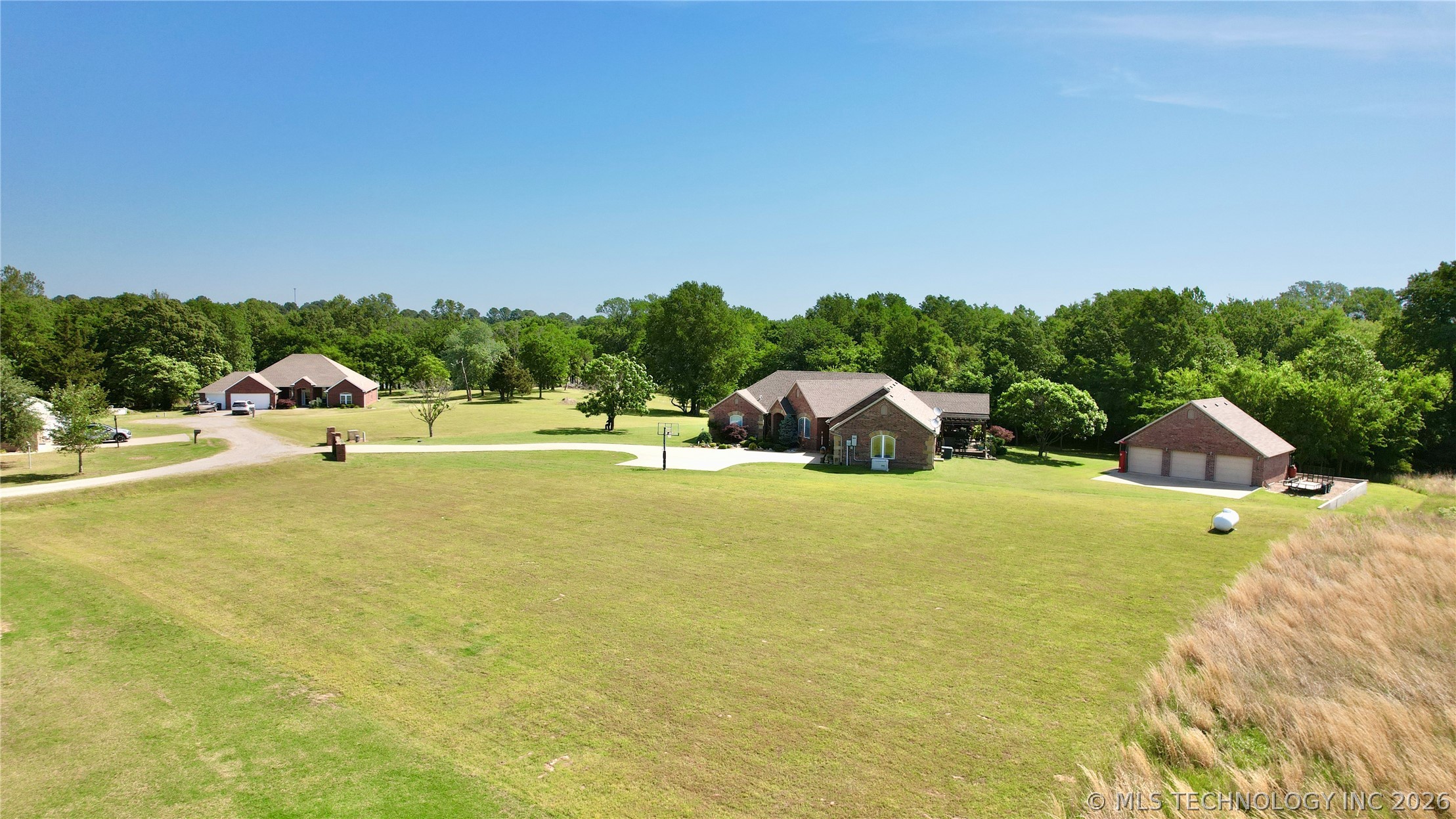 418970 E 1152 Road Checotah OK 74426