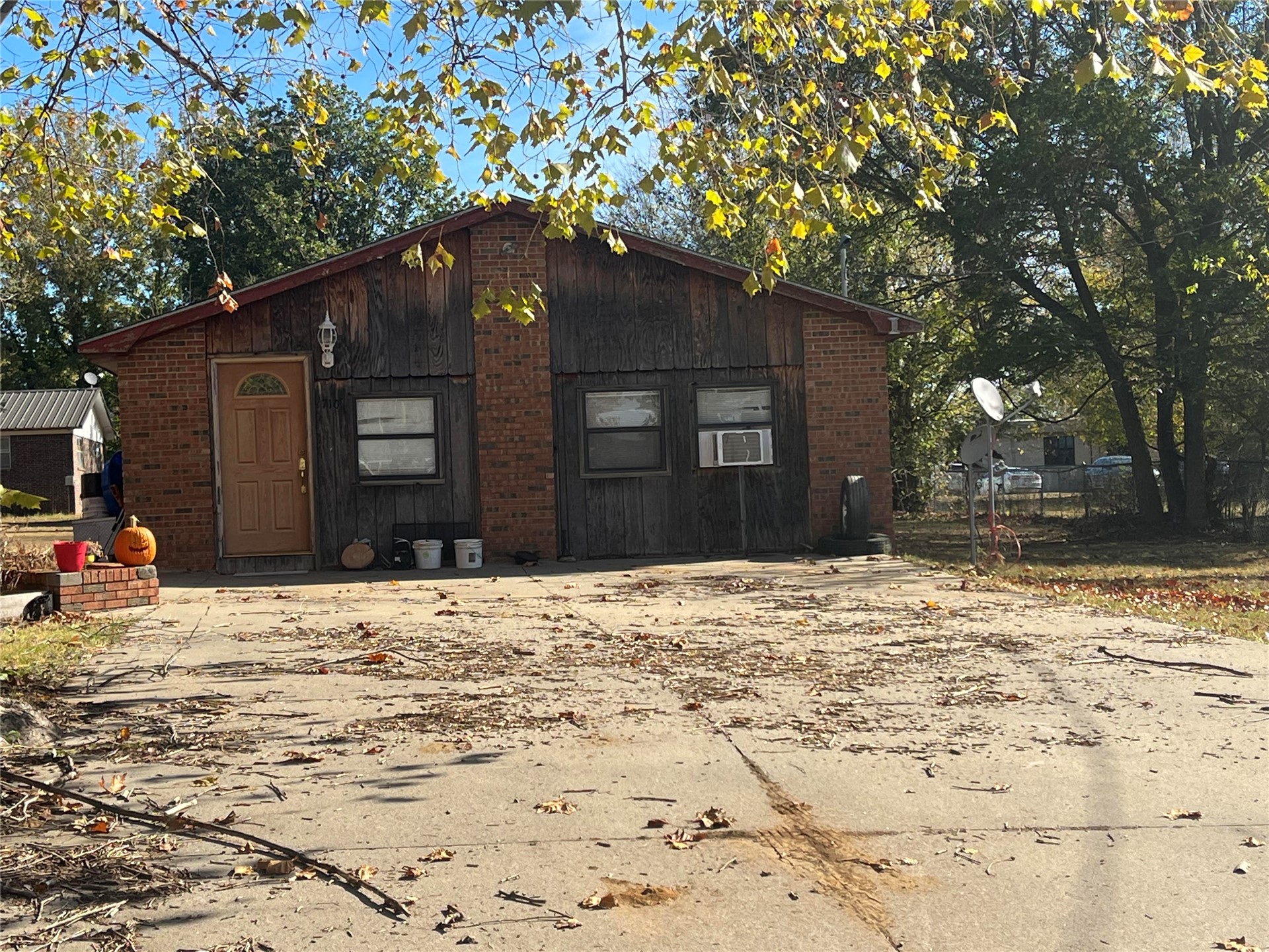 710 N K Street Quinton OK 74561