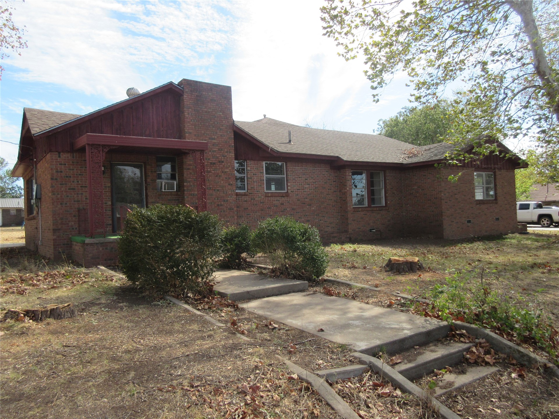710 N K Street Quinton OK 74561