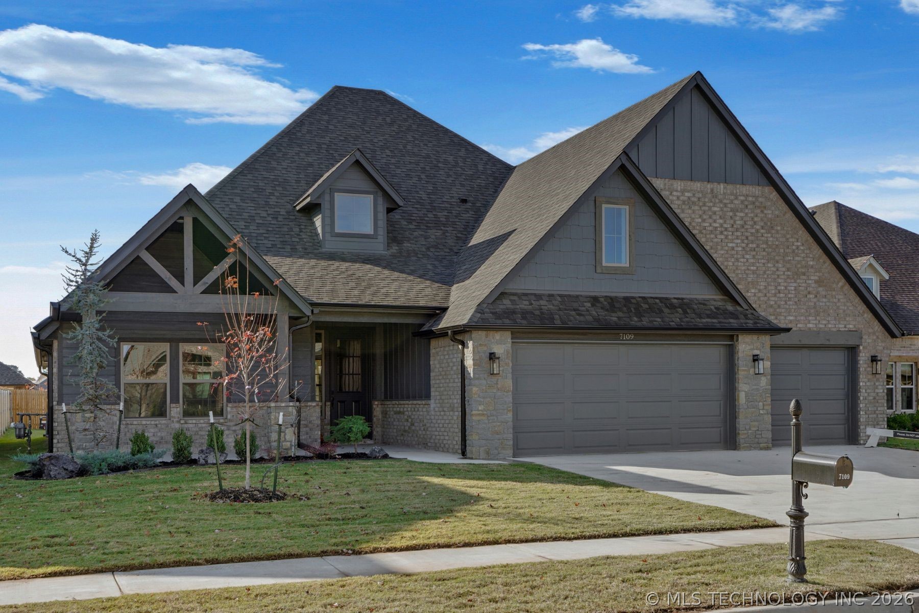 7109 E Queens Street Broken Arrow OK 74014