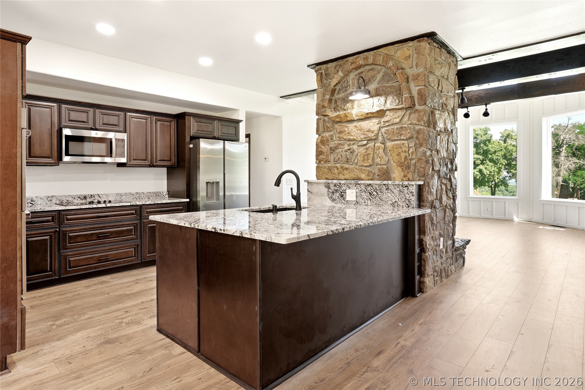 18184 W Levi Mountain Road Park Hill OK 74451