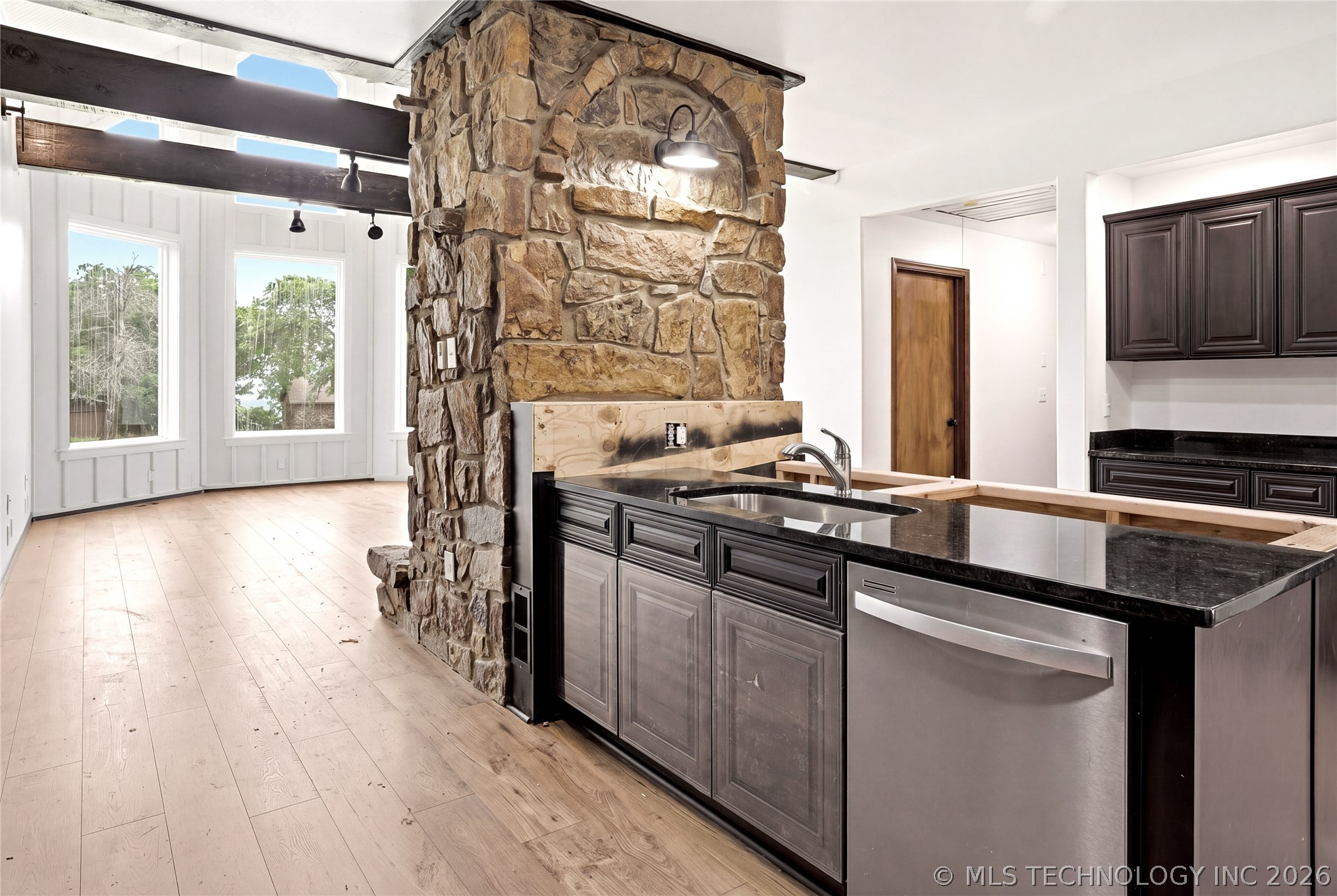 18184 W Levi Mountain Road Park Hill OK 74451