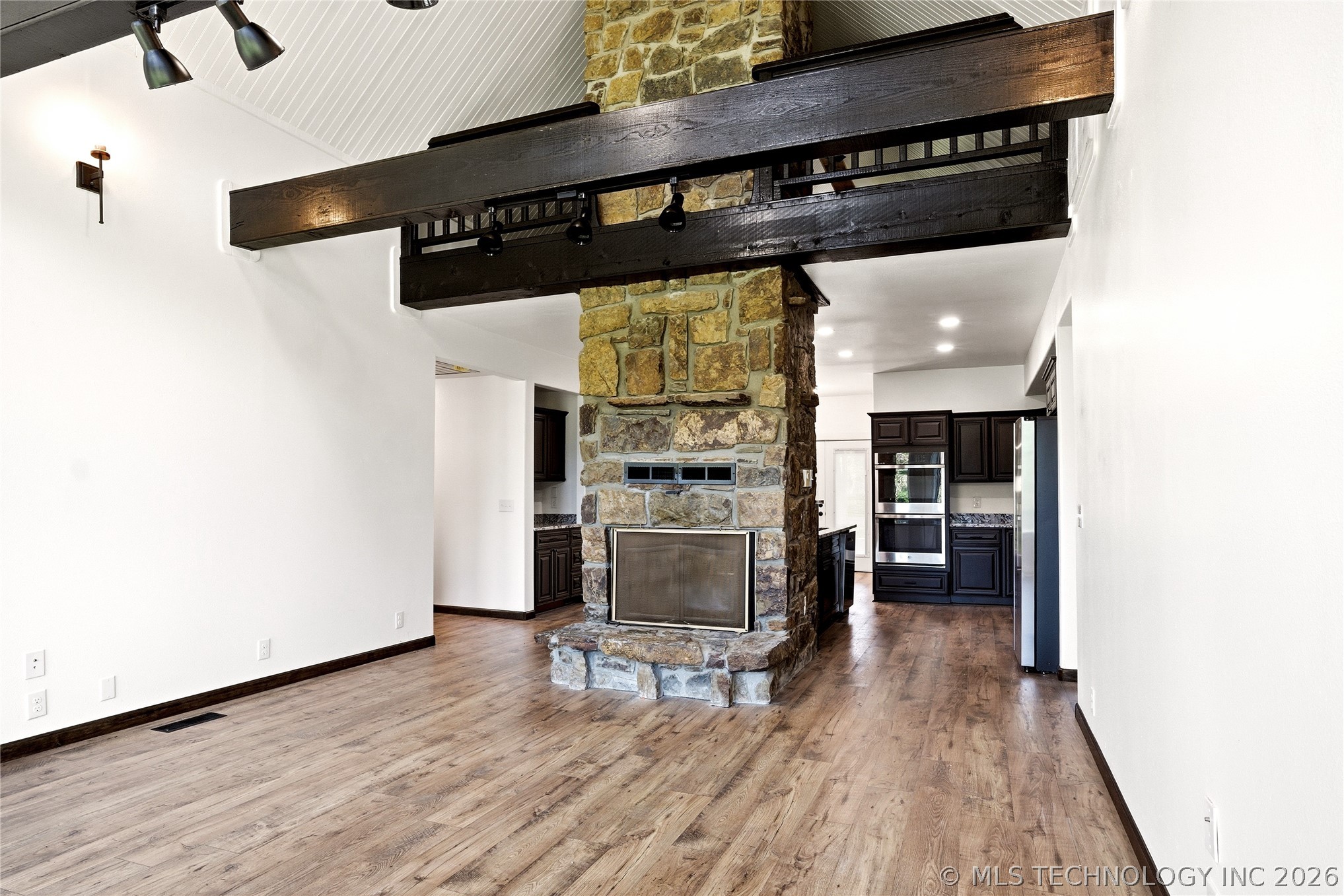 18184 W Levi Mountain Road Park Hill OK 74451
