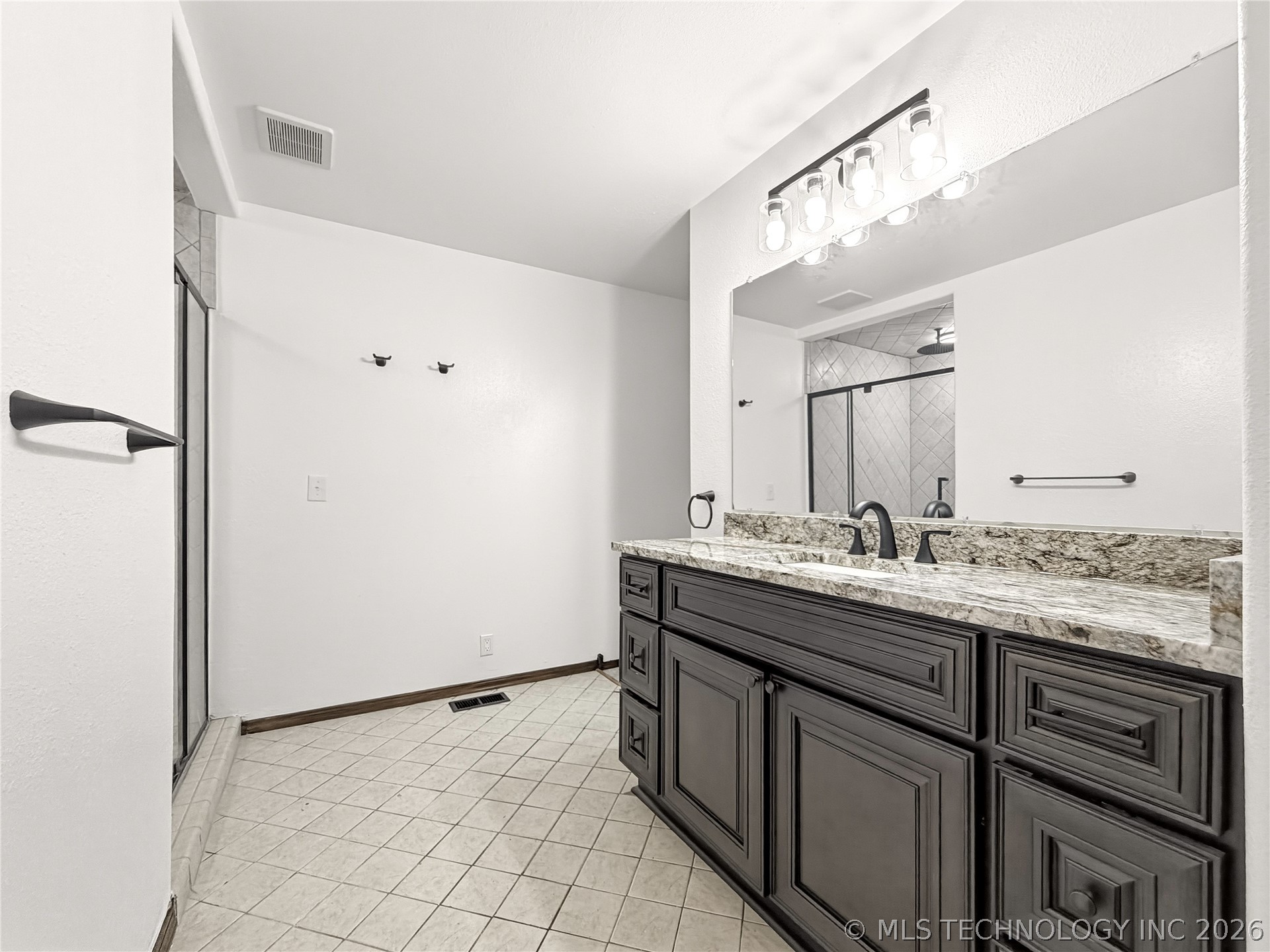 18184 W Levi Mountain Road Park Hill OK 74451