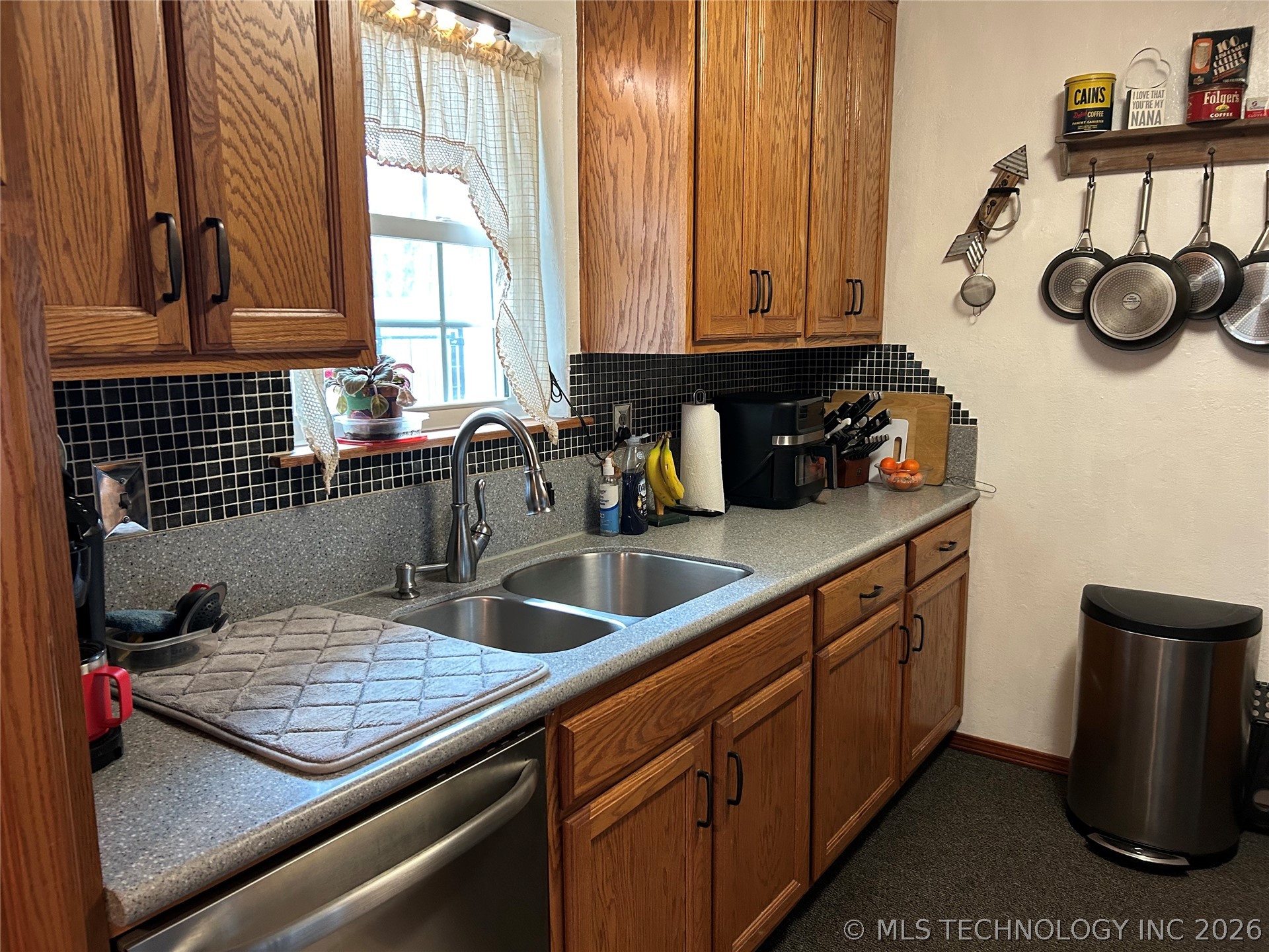 2408 Sarah Lane Muskogee OK 74403
