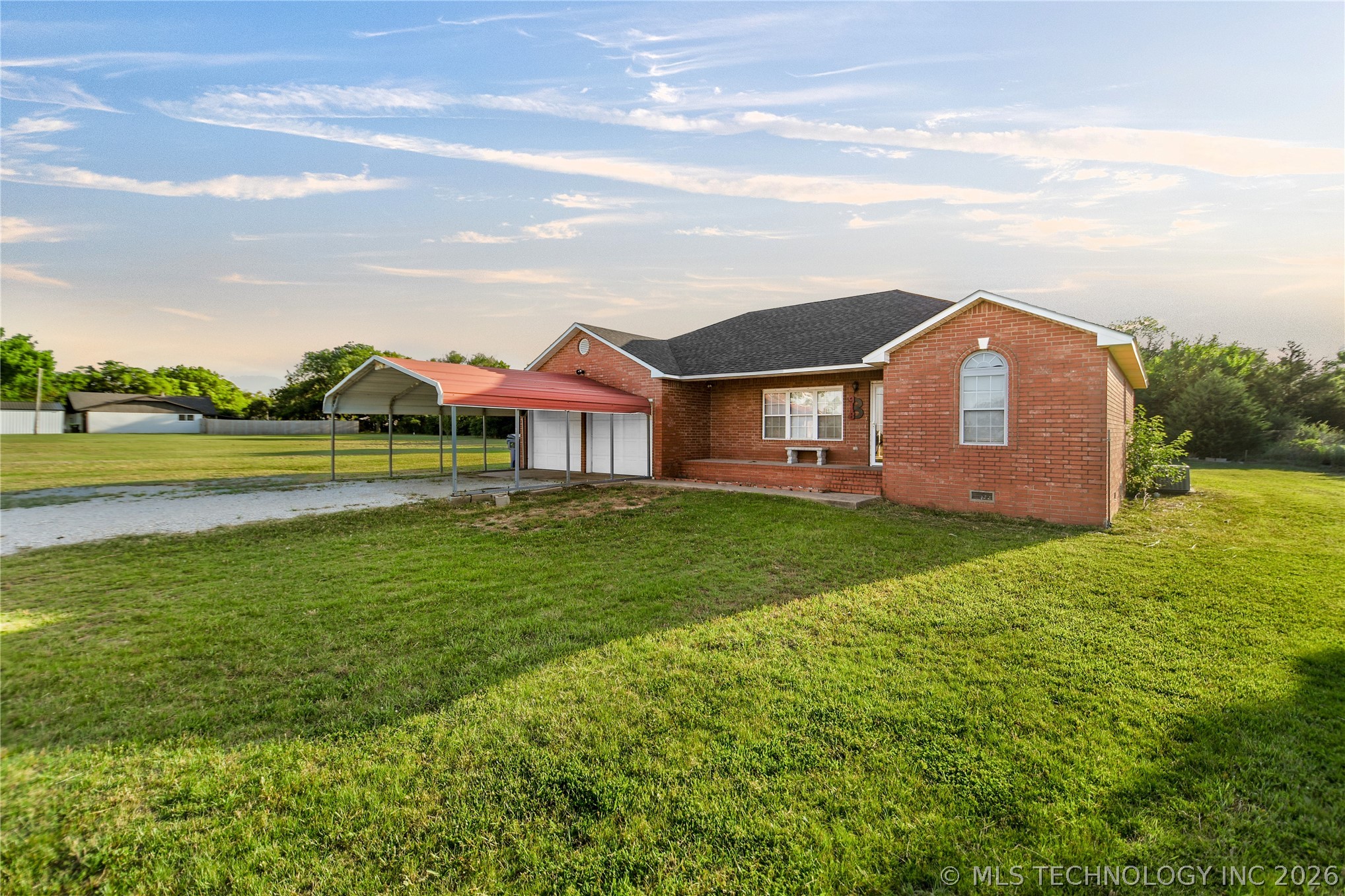 918 N Elm Street Stratford OK 74872